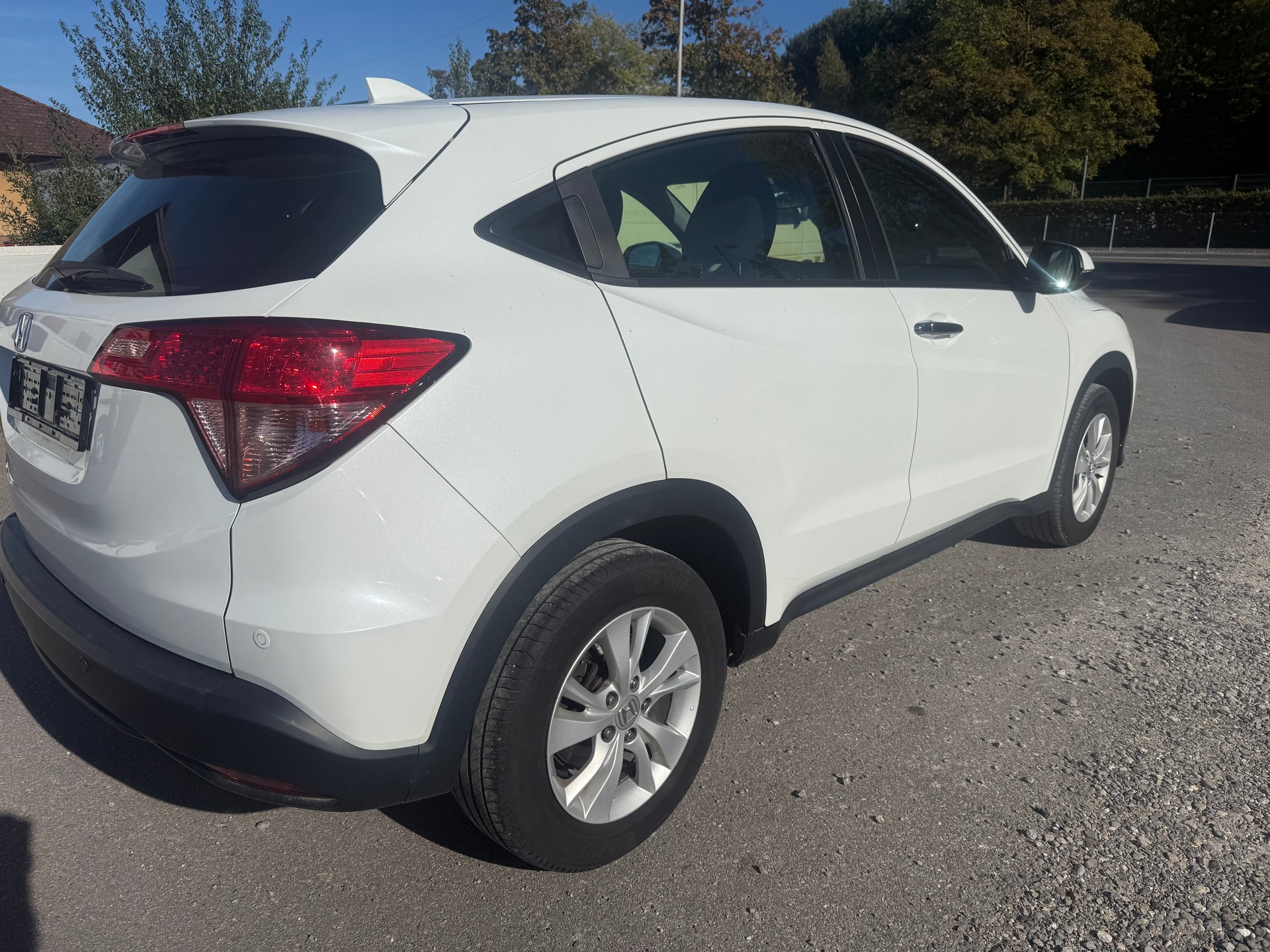 HONDA HR-V 1.5i-VTEC Executive CVT-image-5