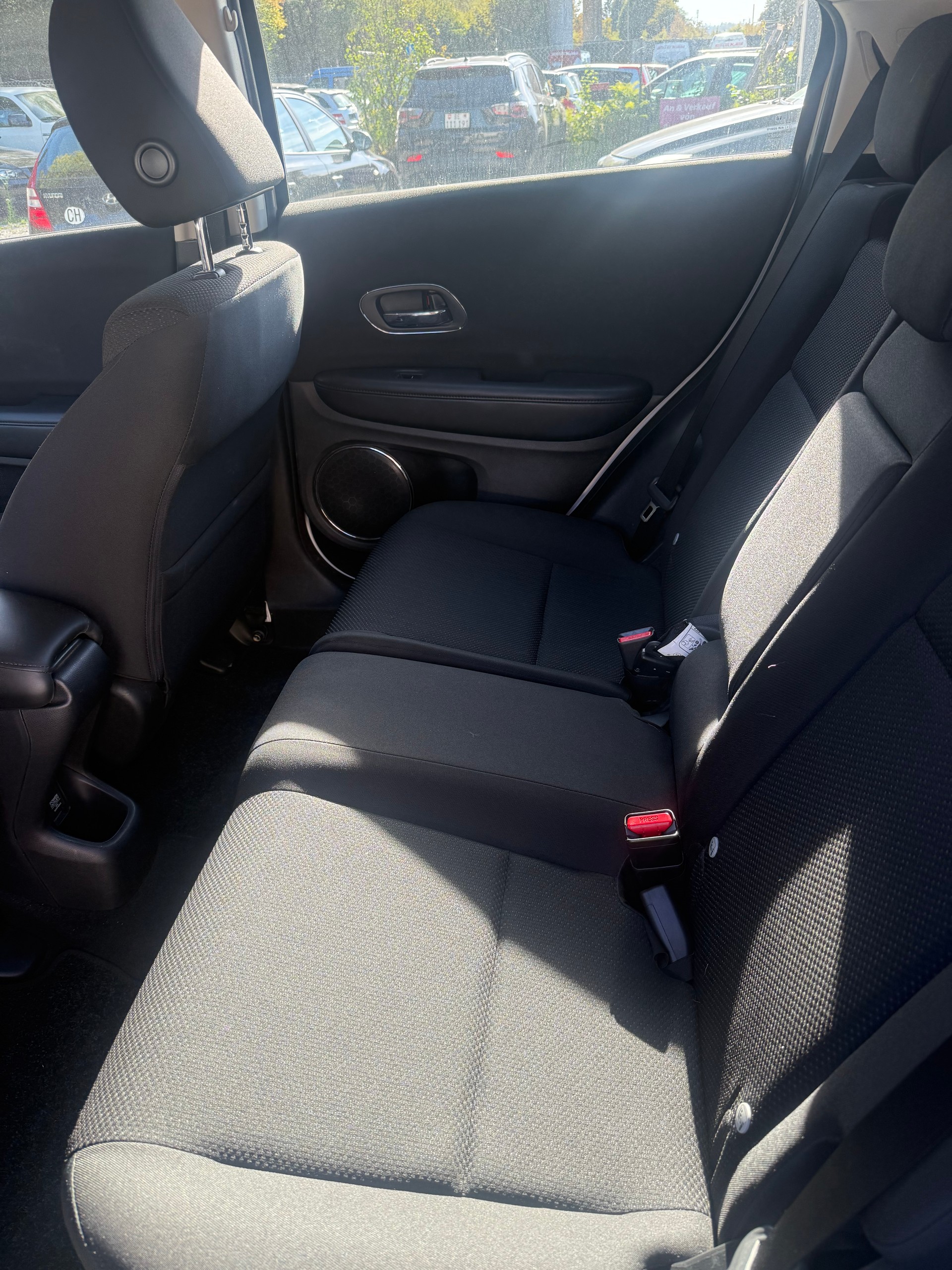 HONDA HR-V 1.5i-VTEC Executive CVT-image-9