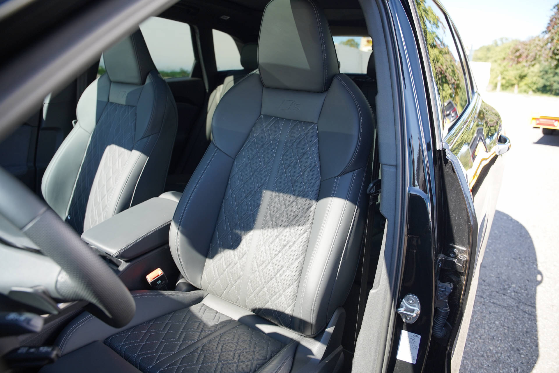 AUDI Q5 Sportback TDI quattro 150 kW S-tronic-image-9