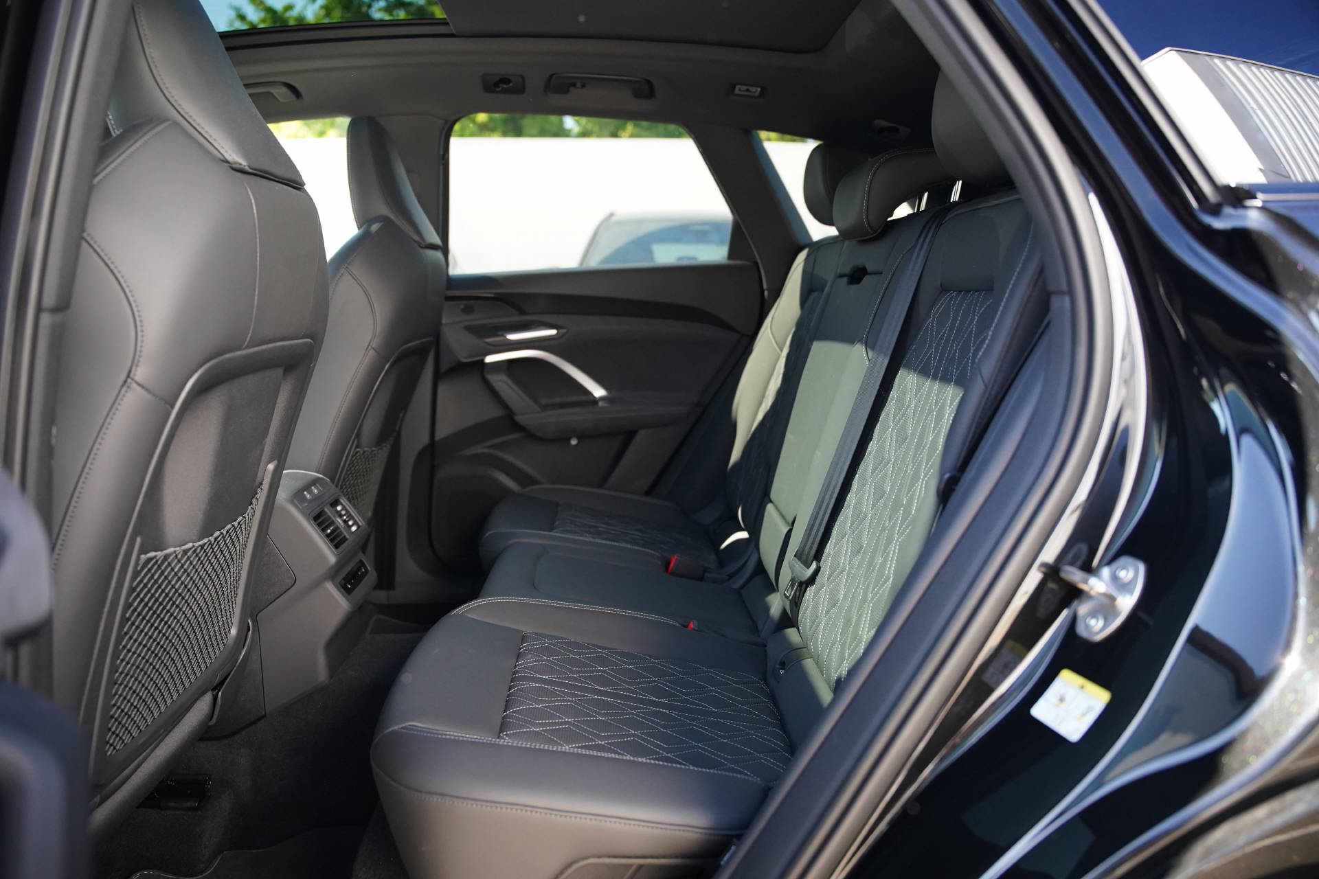 AUDI Q5 Sportback TDI quattro 150 kW S-tronic-image-10