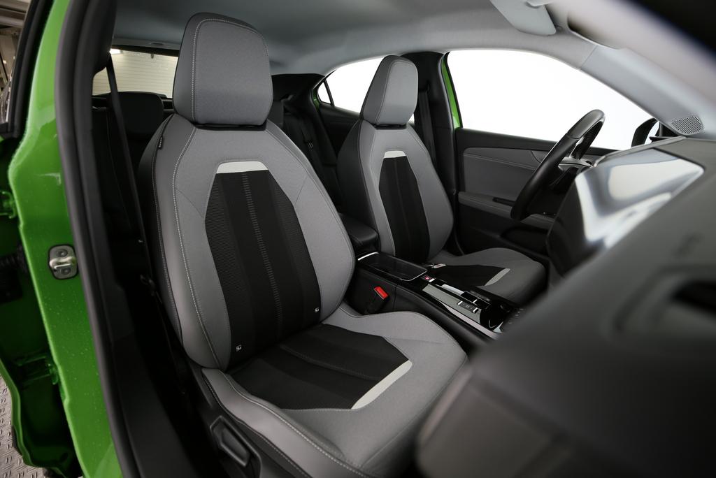 OPEL Mokka 1.2 T 130 GS Line-image-10