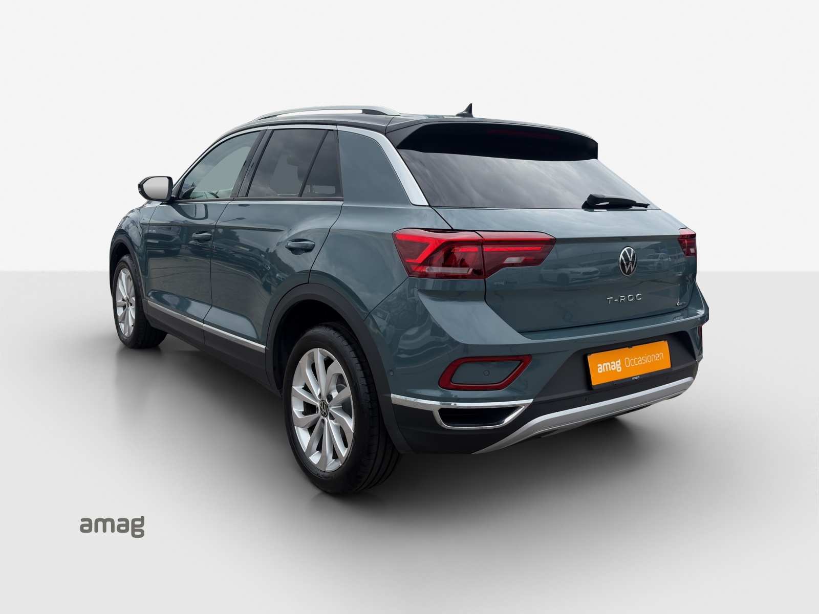 VW T-Roc 2.0 TSI Style DSG 4Motion-image-2