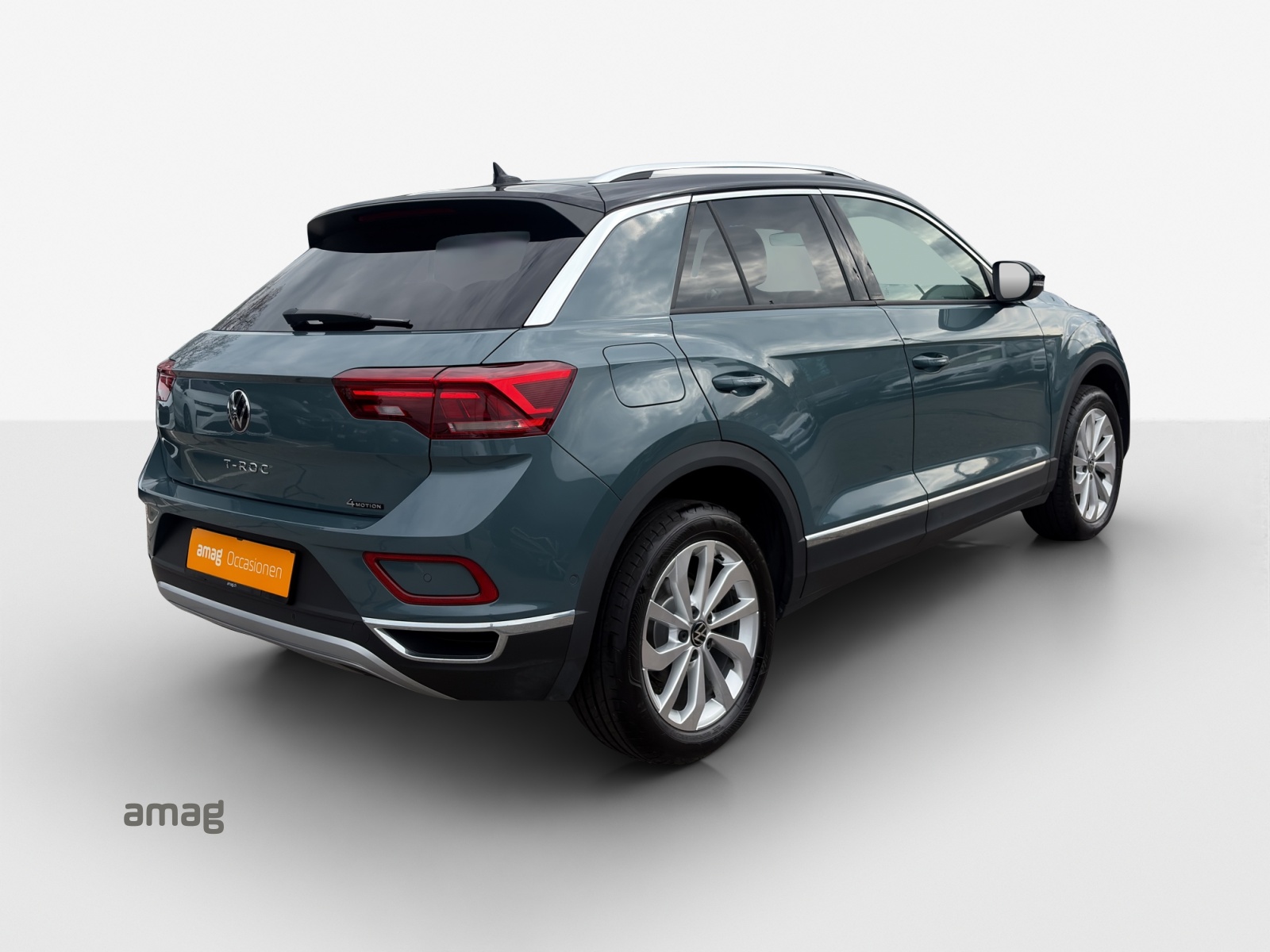 VW T-Roc 2.0 TSI Style DSG 4Motion-image-4