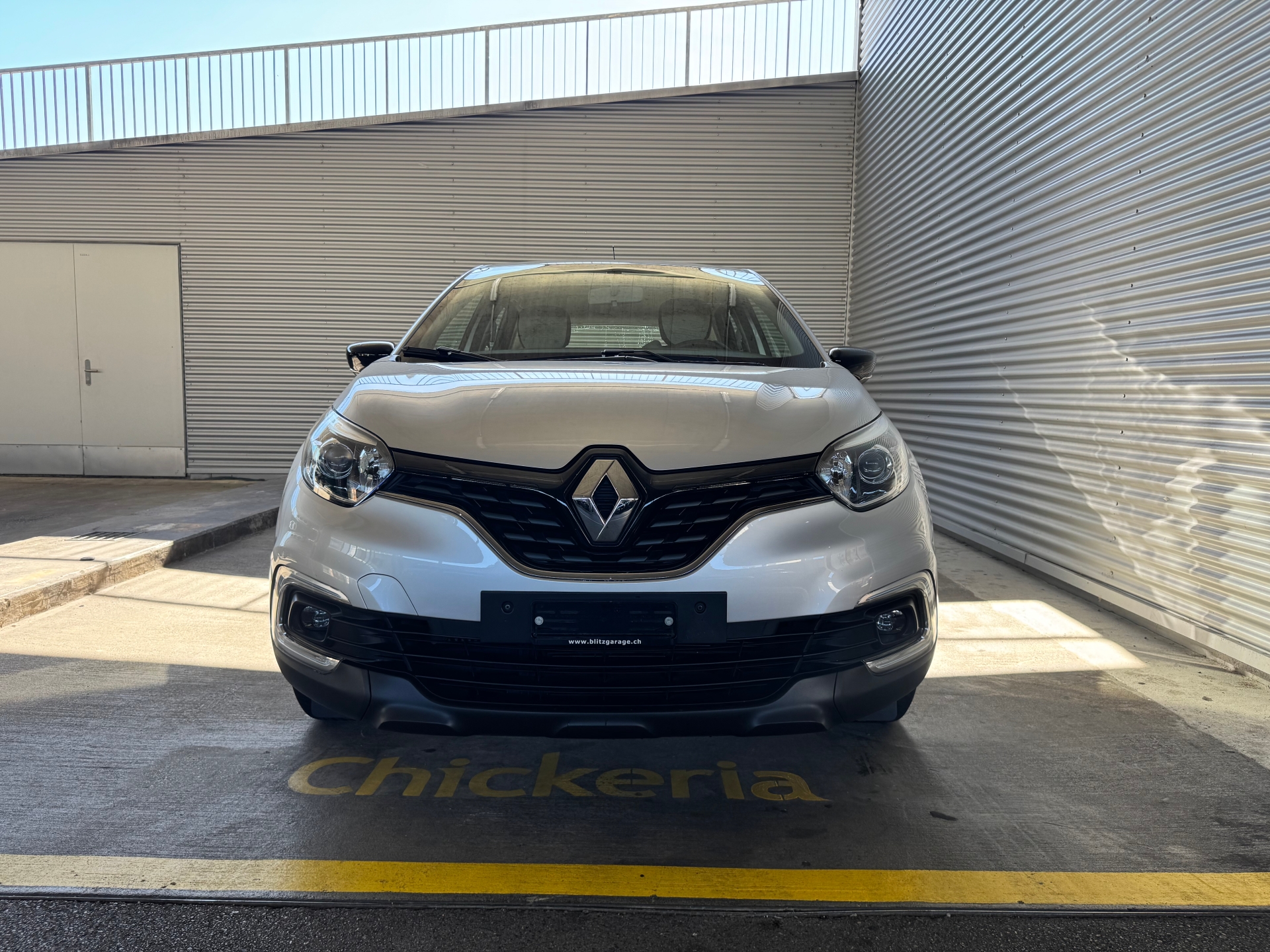 RENAULT Captur 0.9 TCe Zen S/S-image-1
