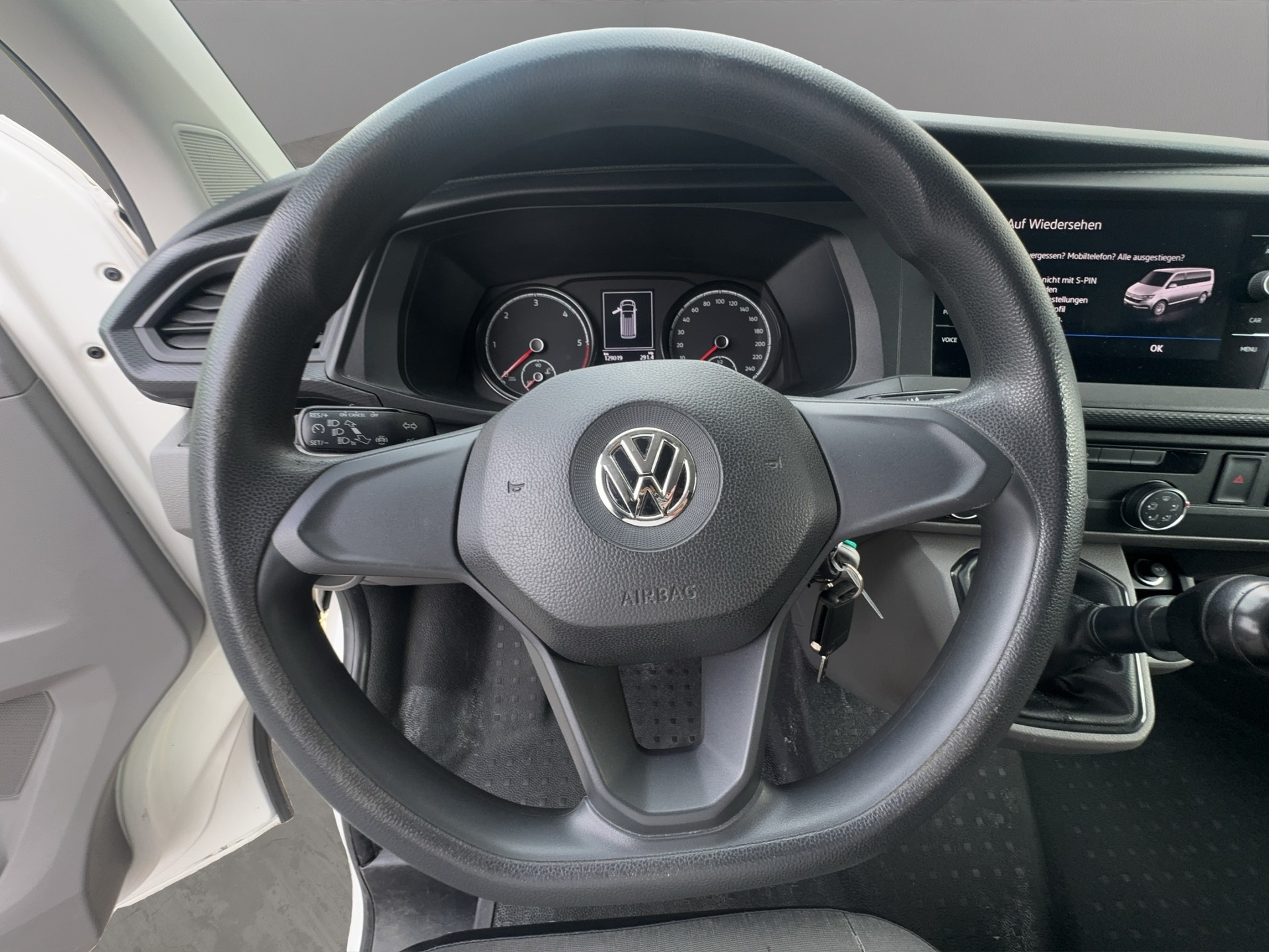 VW T6.1 2.0 TDI 4Motion *Anhängerkupplung*Frisch Ab MFK* Garantie 12 Monate*-image-8