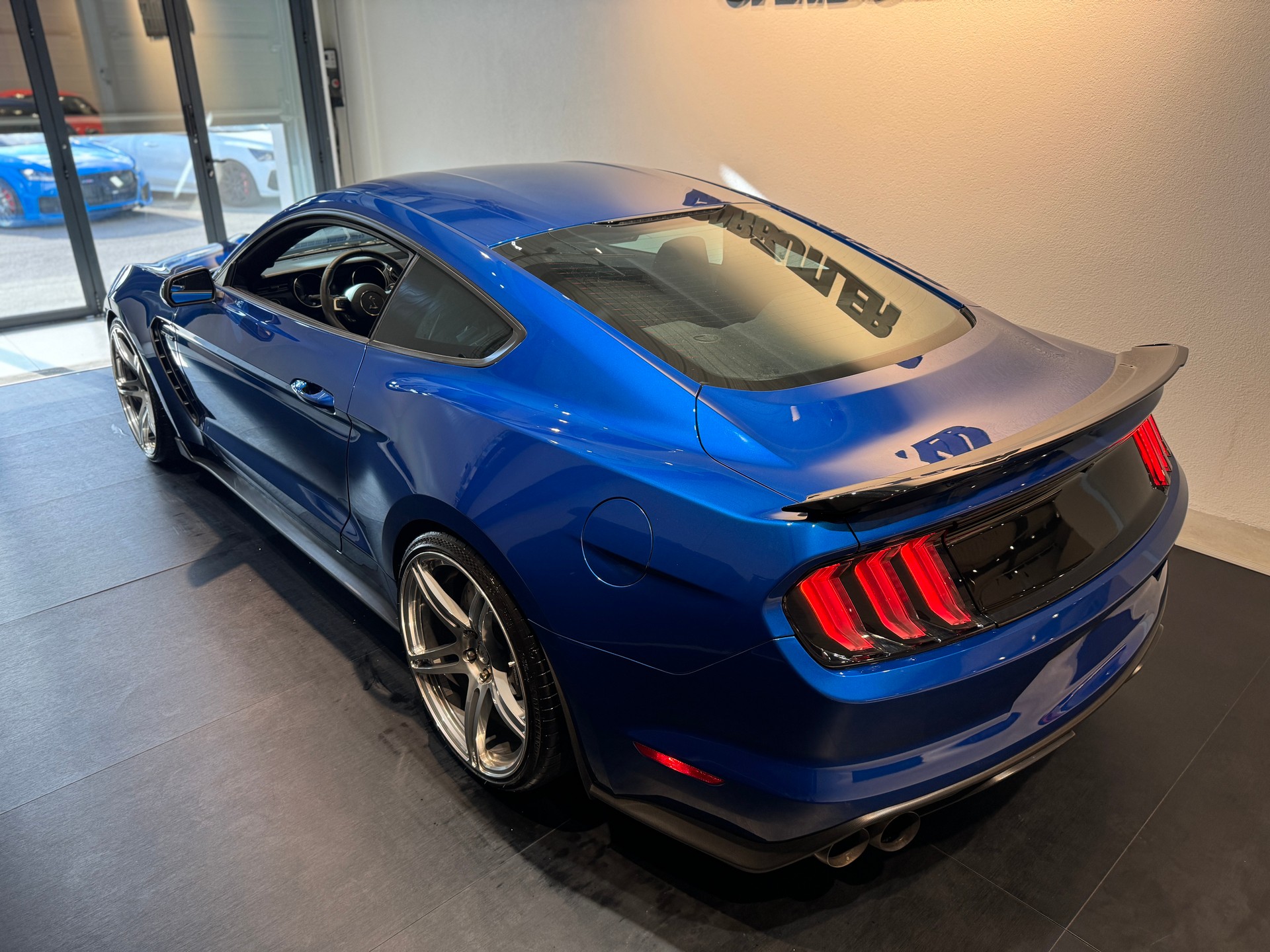 FORD Mustang SHELBY GT350 5.2 V8 RECARO VELOCITY BLUE🚀-image-9