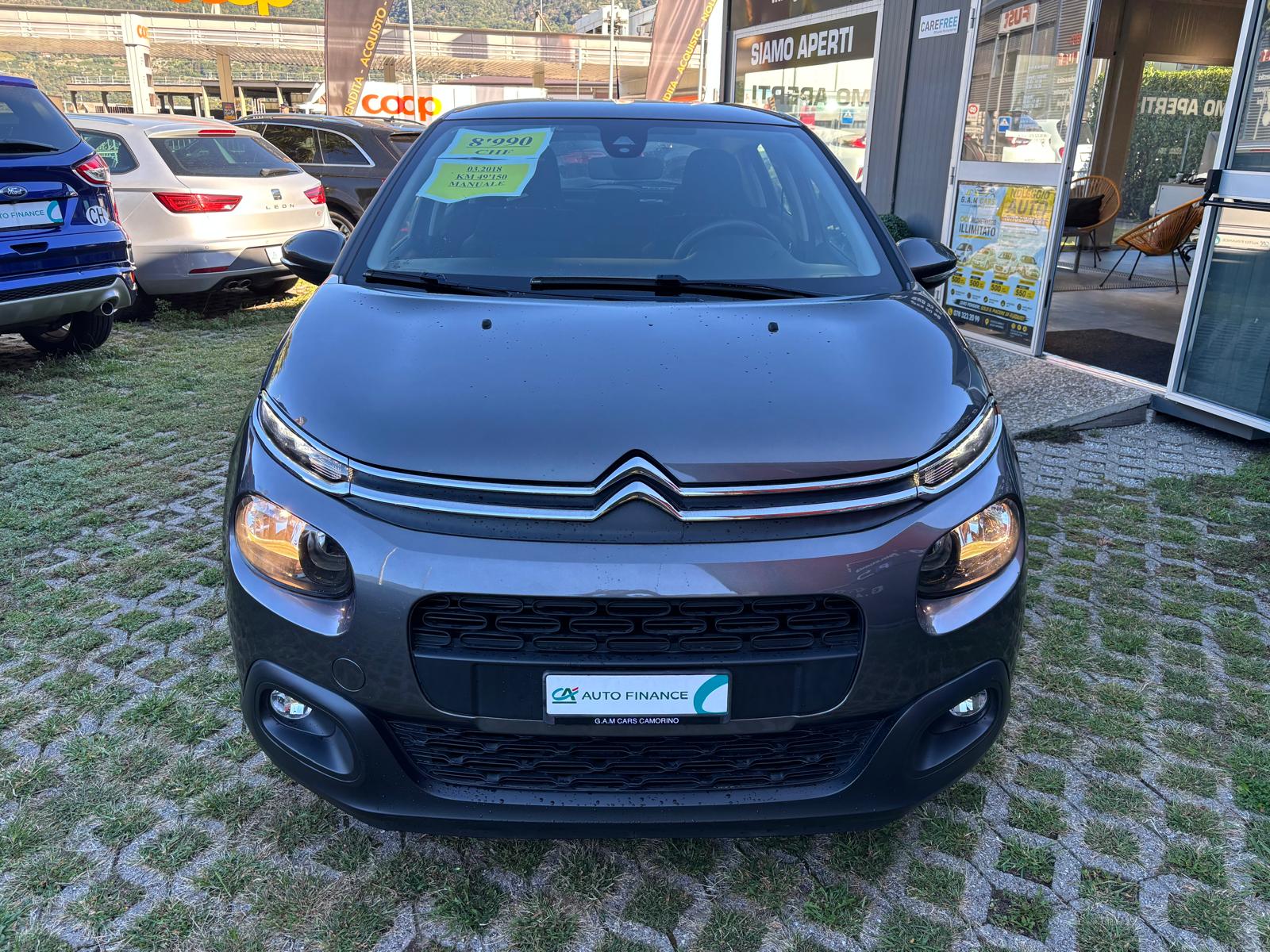 Car photo