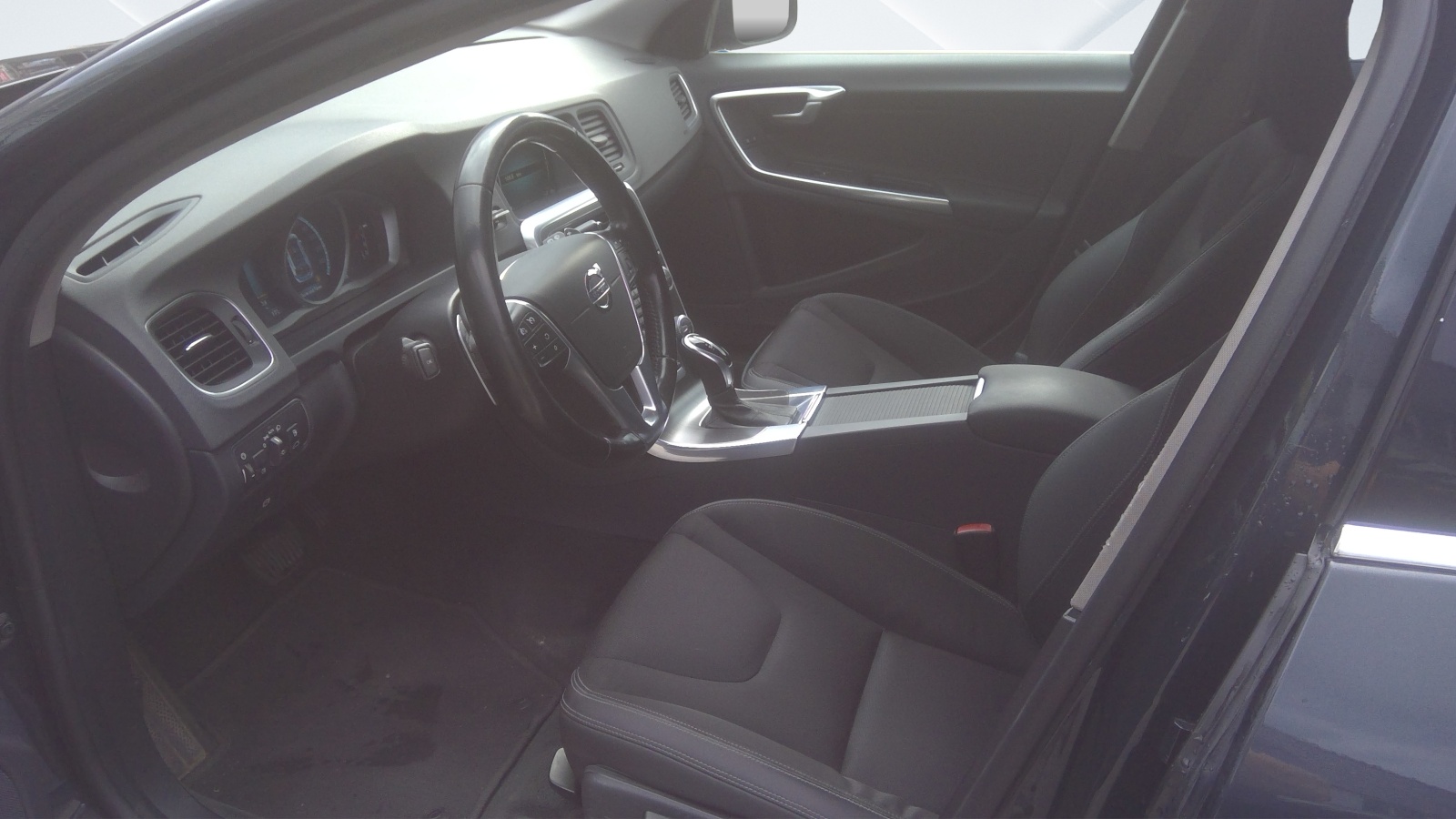 VOLVO V60 D4 AWD OceanRace Geartronic-image-10