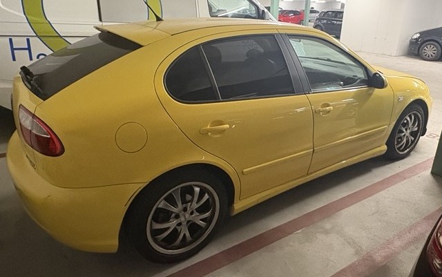 SEAT 1.8 20VT 180 Top Sport-image-2