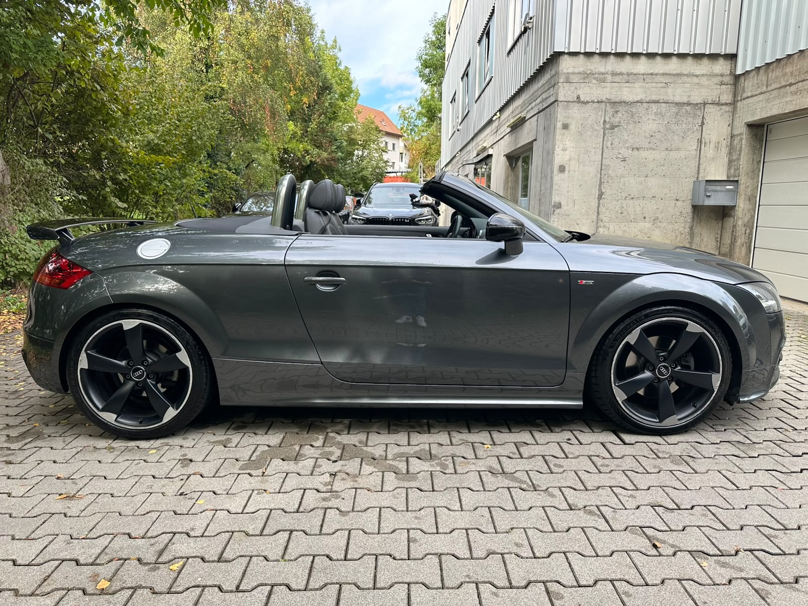AUDI TT Roadster 2.0 TFSI quattro S-tronic S-Line Competition-image-10