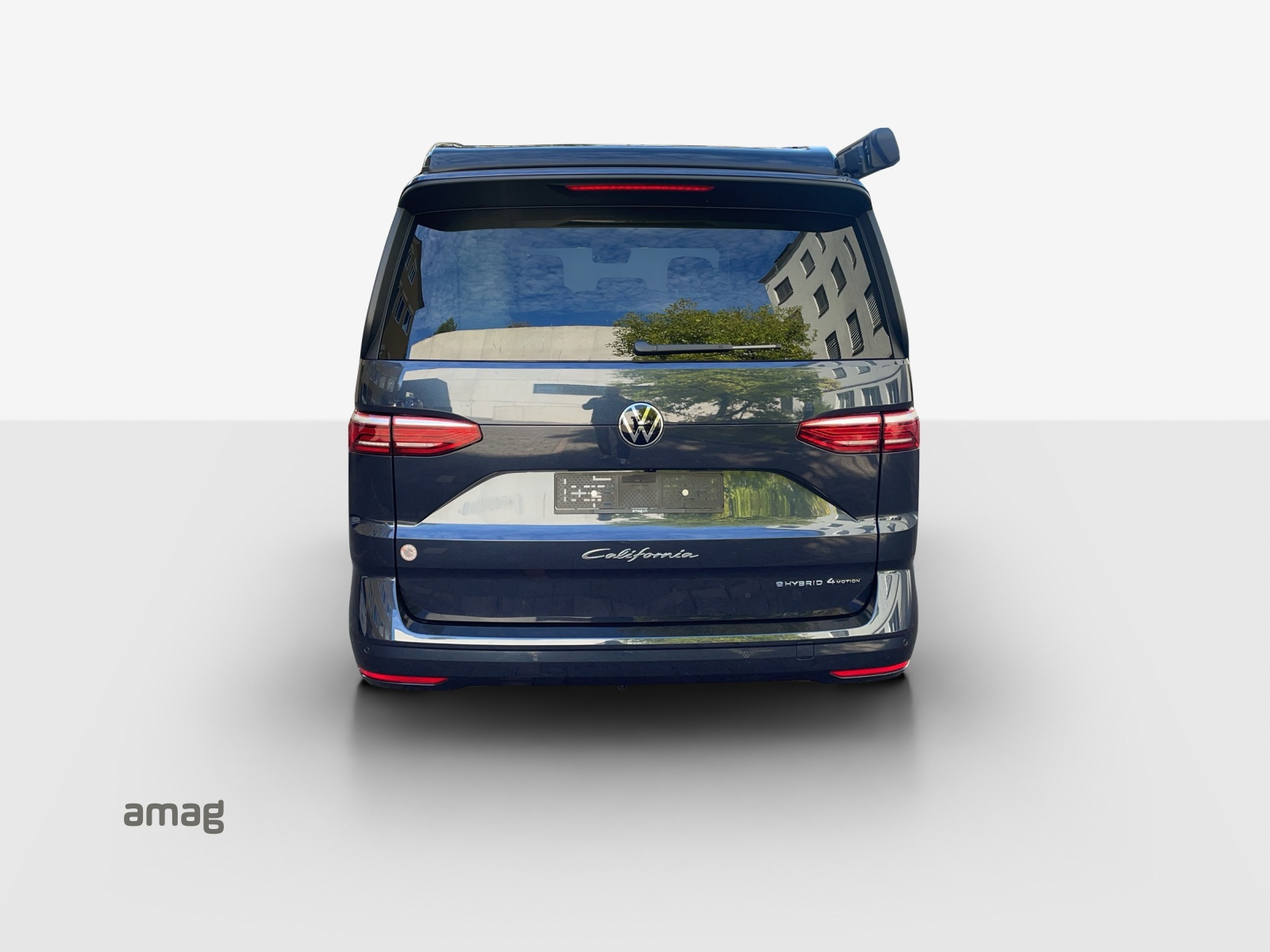 VW California eHybrid Beach Ocean 4Motion-image-3
