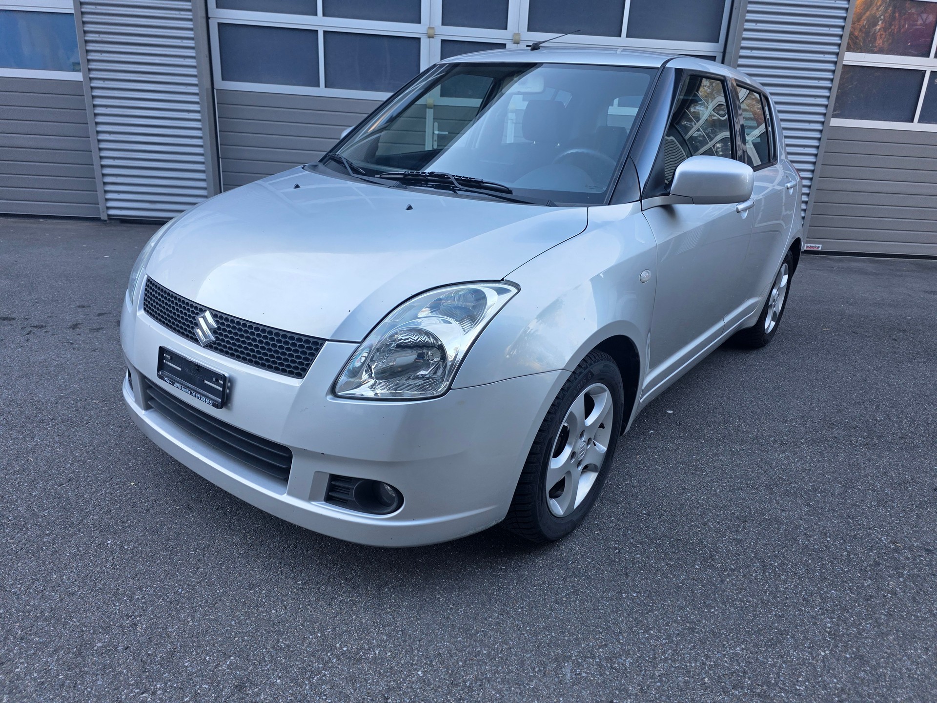 SUZUKI Swift 1.3i 16V GL