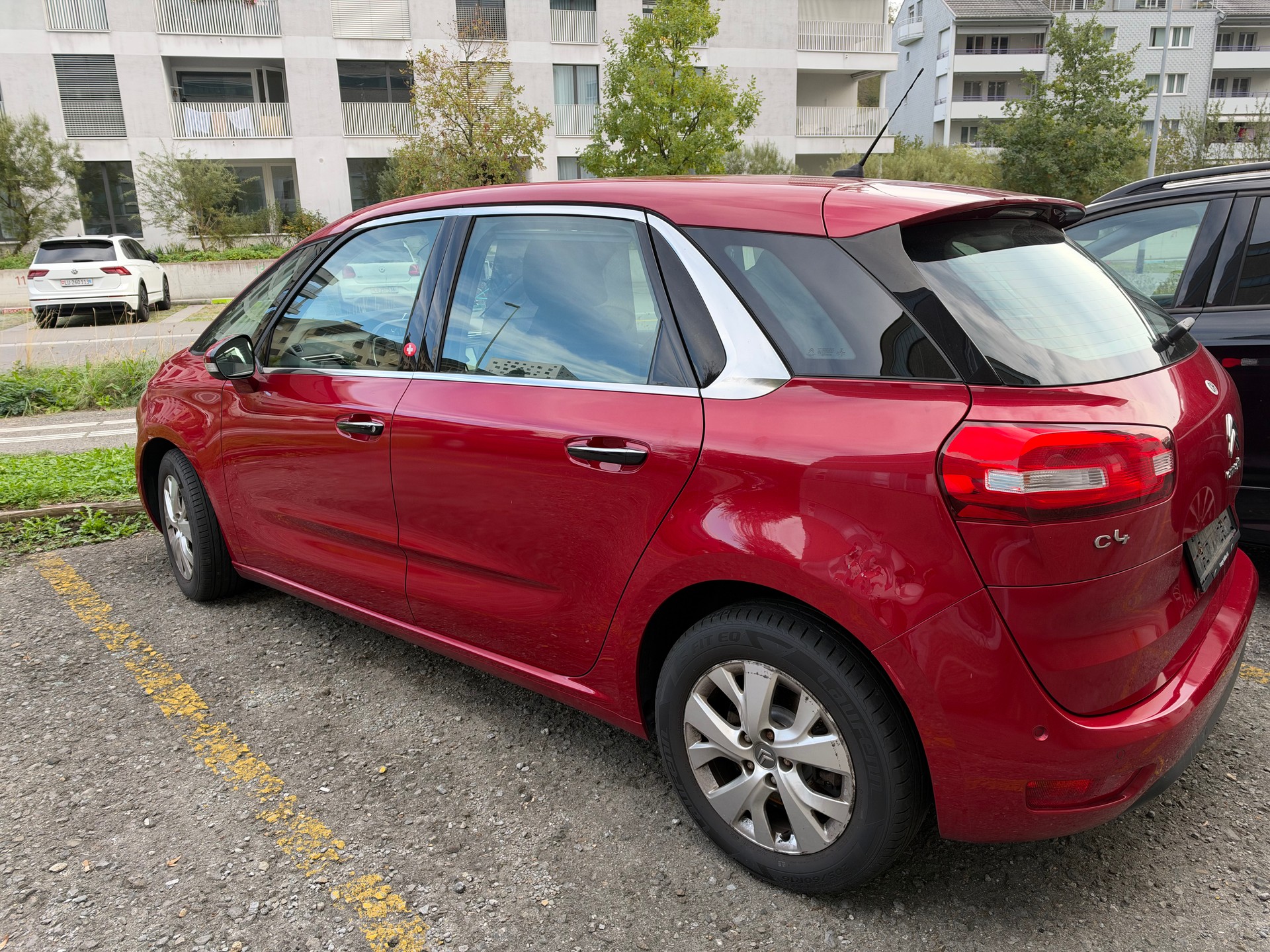 CITROEN C4 Picasso 1.6i 16V e-THP Intensive Automatic-image-2