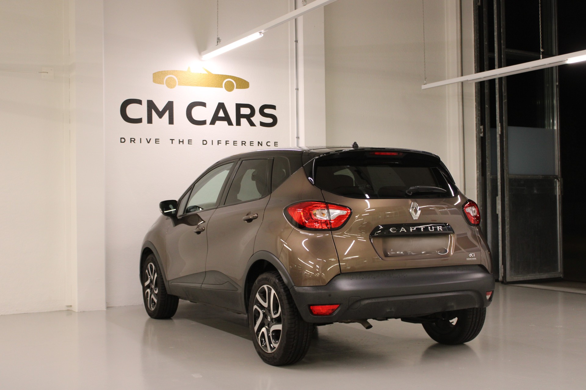 RENAULT Captur 1.5 dCi Privilège EDC-image-5