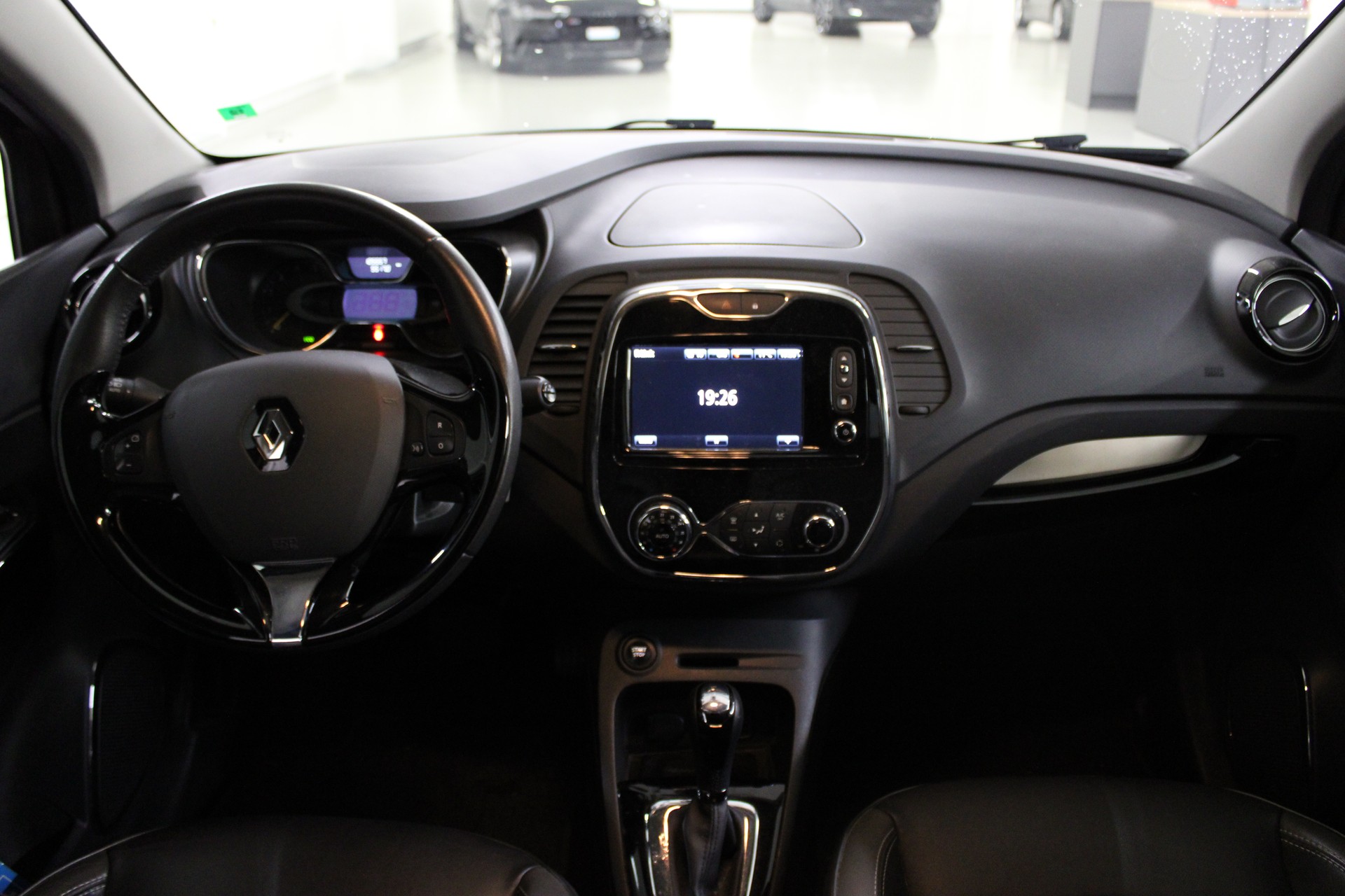 RENAULT Captur 1.5 dCi Privilège EDC-image-7