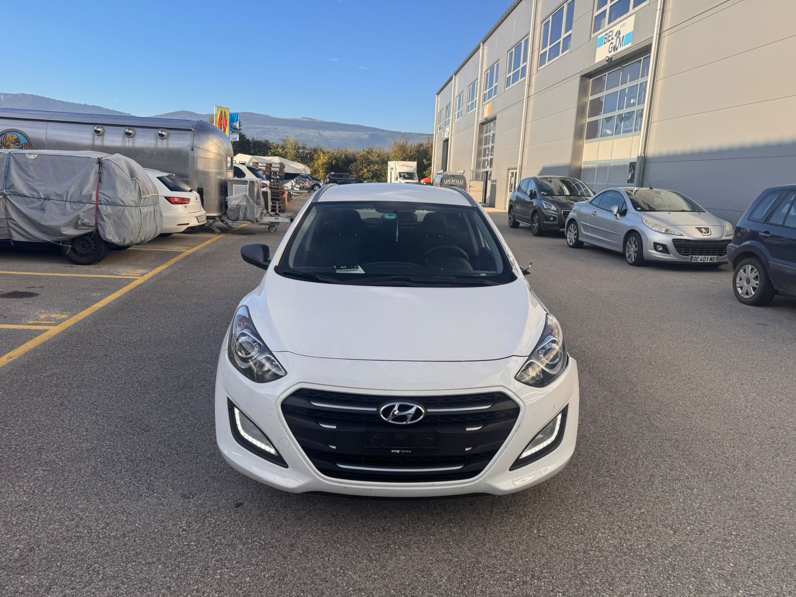 Car photo