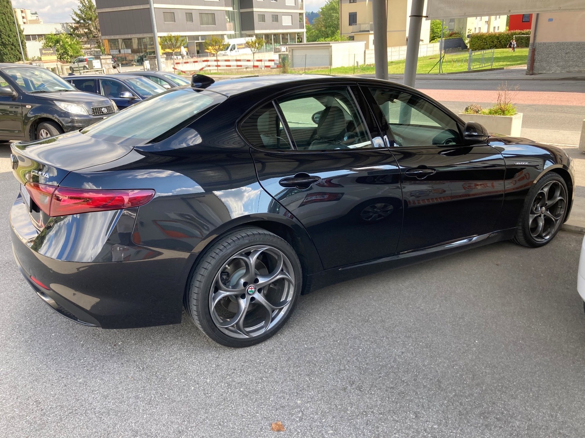 ALFA ROMEO Giulia 2.2 JTDM Veloce Q4 Automatic-image-5