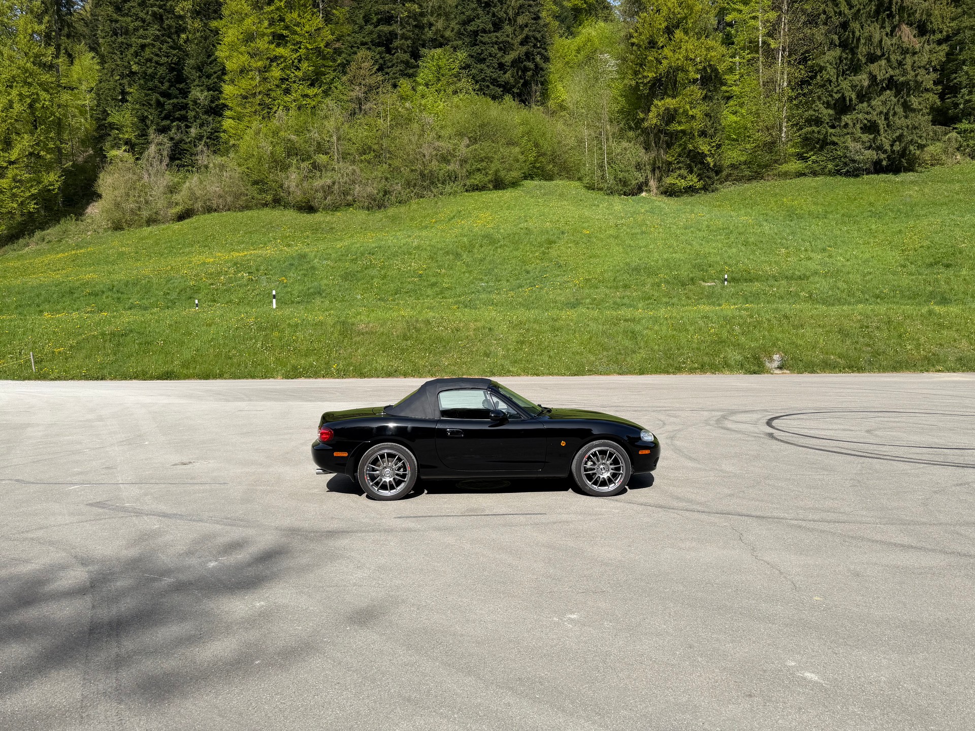 MAZDA 1.8 GT Youngster-image-1