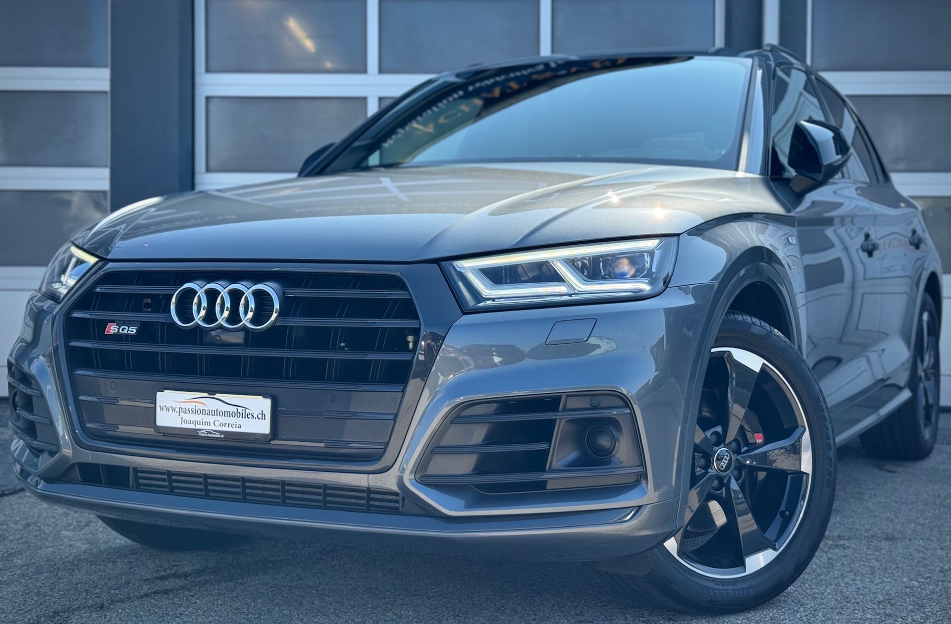 AUDI SQ5 3.0 TFSI quattro S-tronic - Véhicule Suisse (CH)