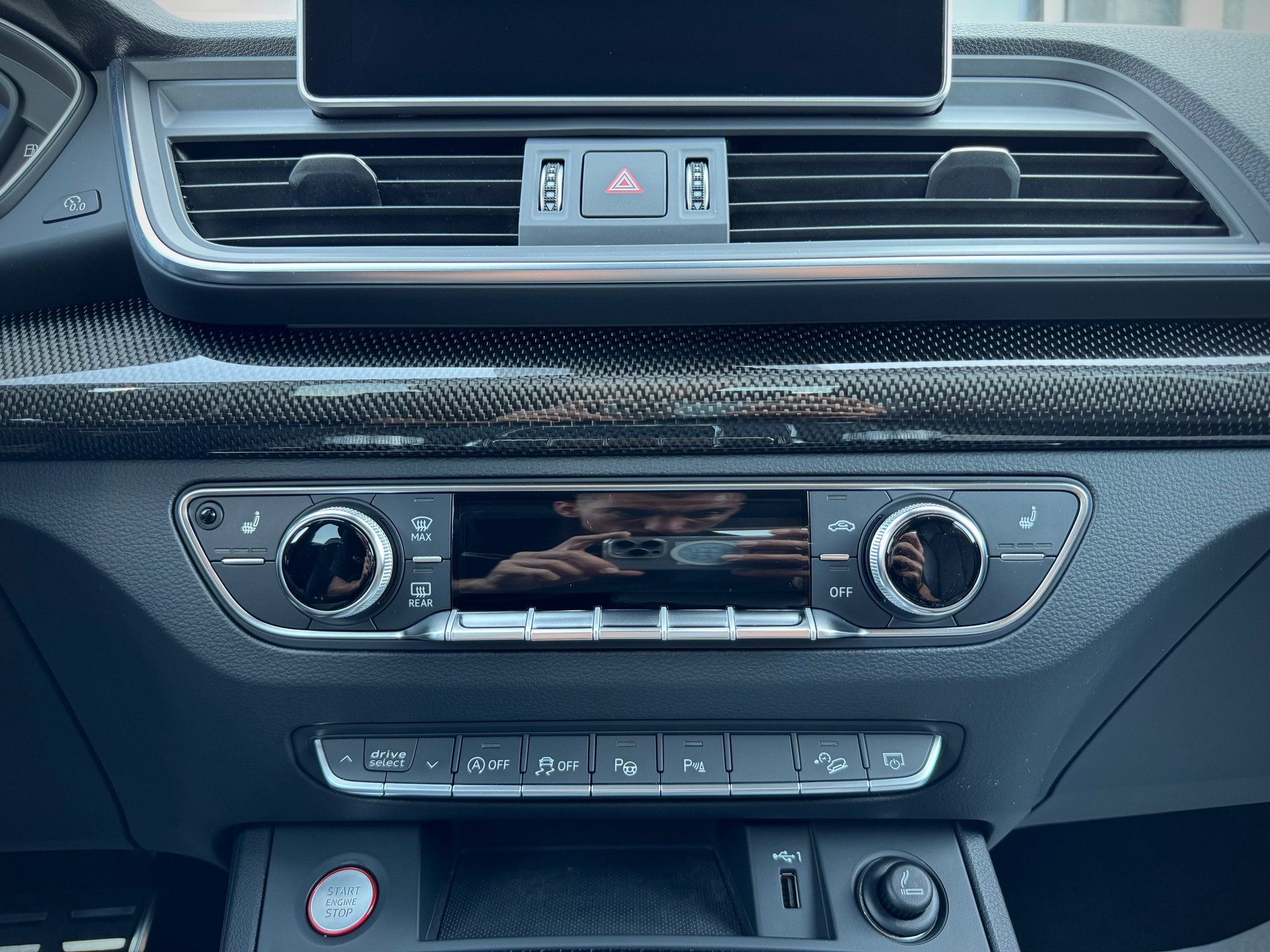 AUDI SQ5 3.0 TFSI quattro S-tronic - Véhicule Suisse (CH)-image-8