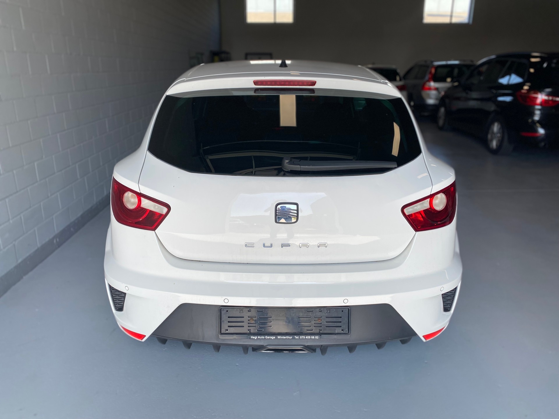 SEAT Ibiza SC 1.4 TSI Cupra DSG-image-3
