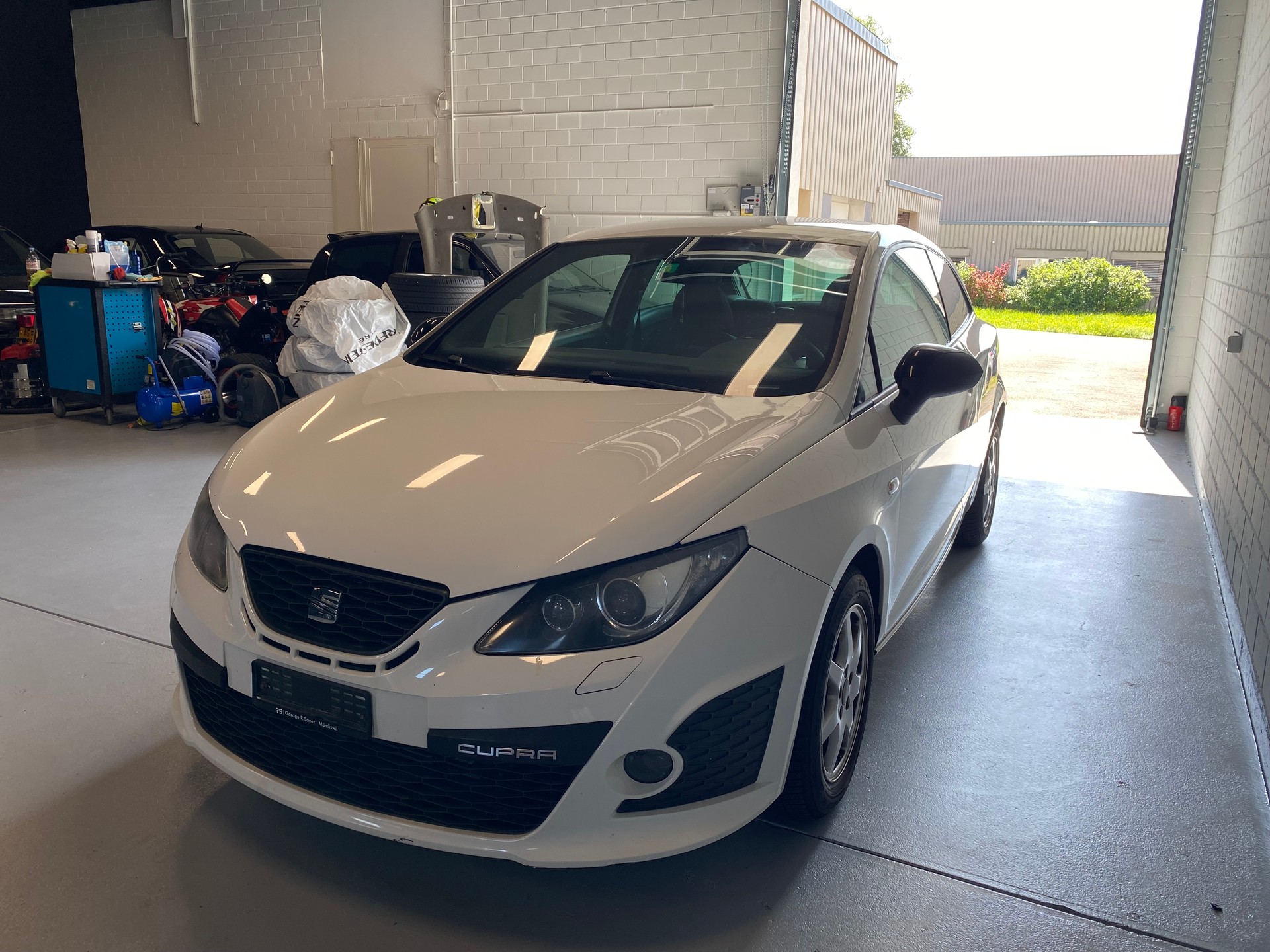 SEAT Ibiza SC 1.4 TSI Cupra DSG-image-7
