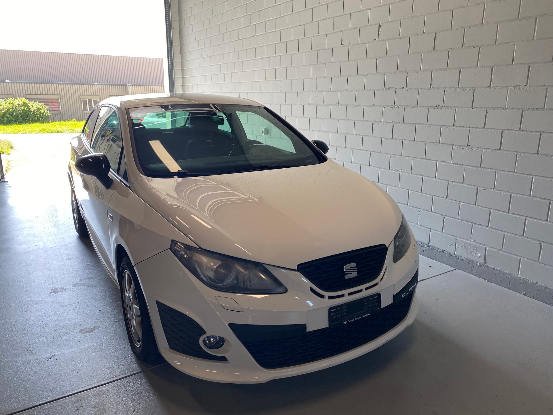 SEAT Ibiza SC 1.4 TSI Cupra DSG-image-6