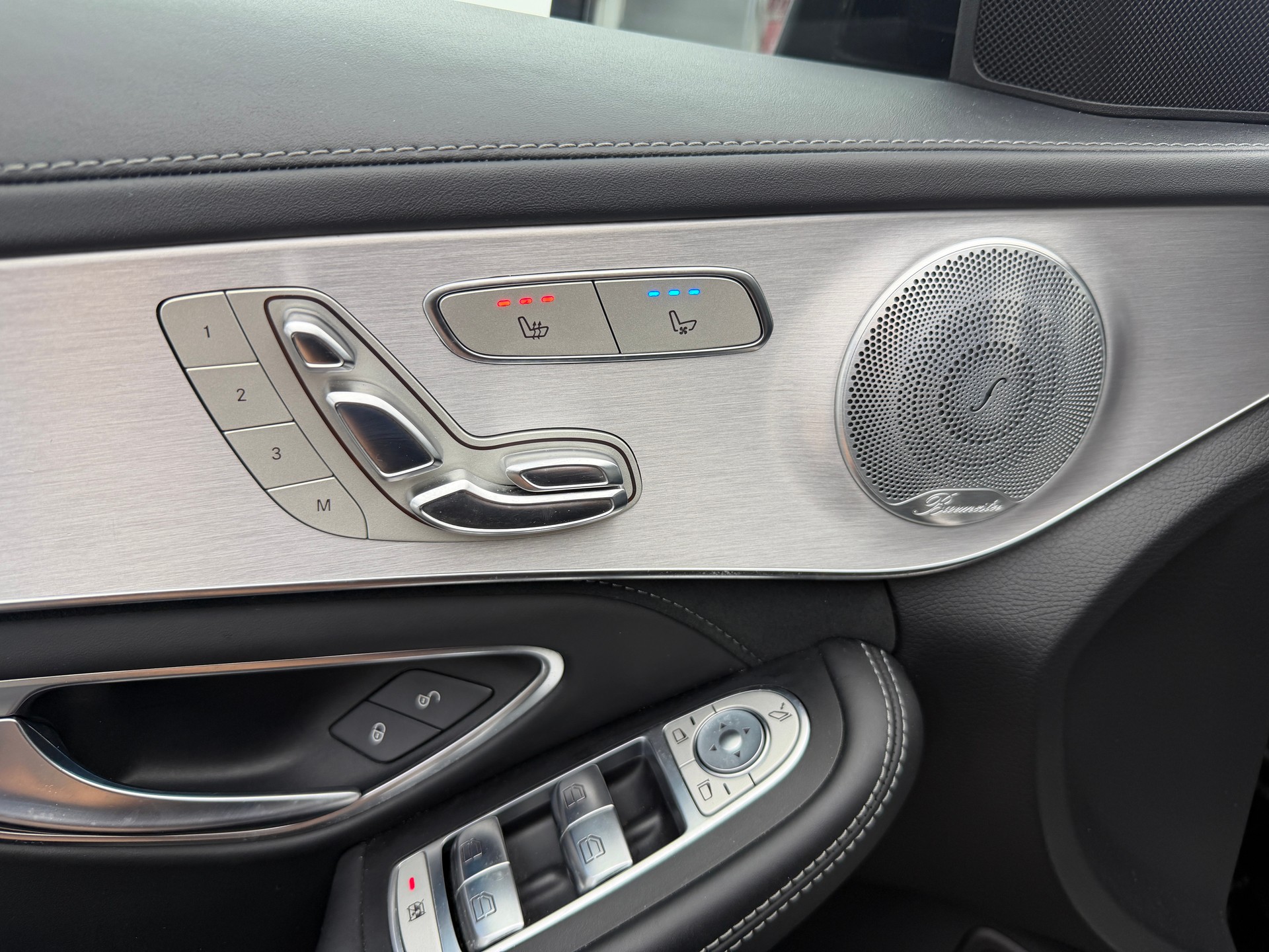 MERCEDES-BENZ C 63 S AMG 510PS Black Edition! Performance-Abgasanlage Speedshift-image-19