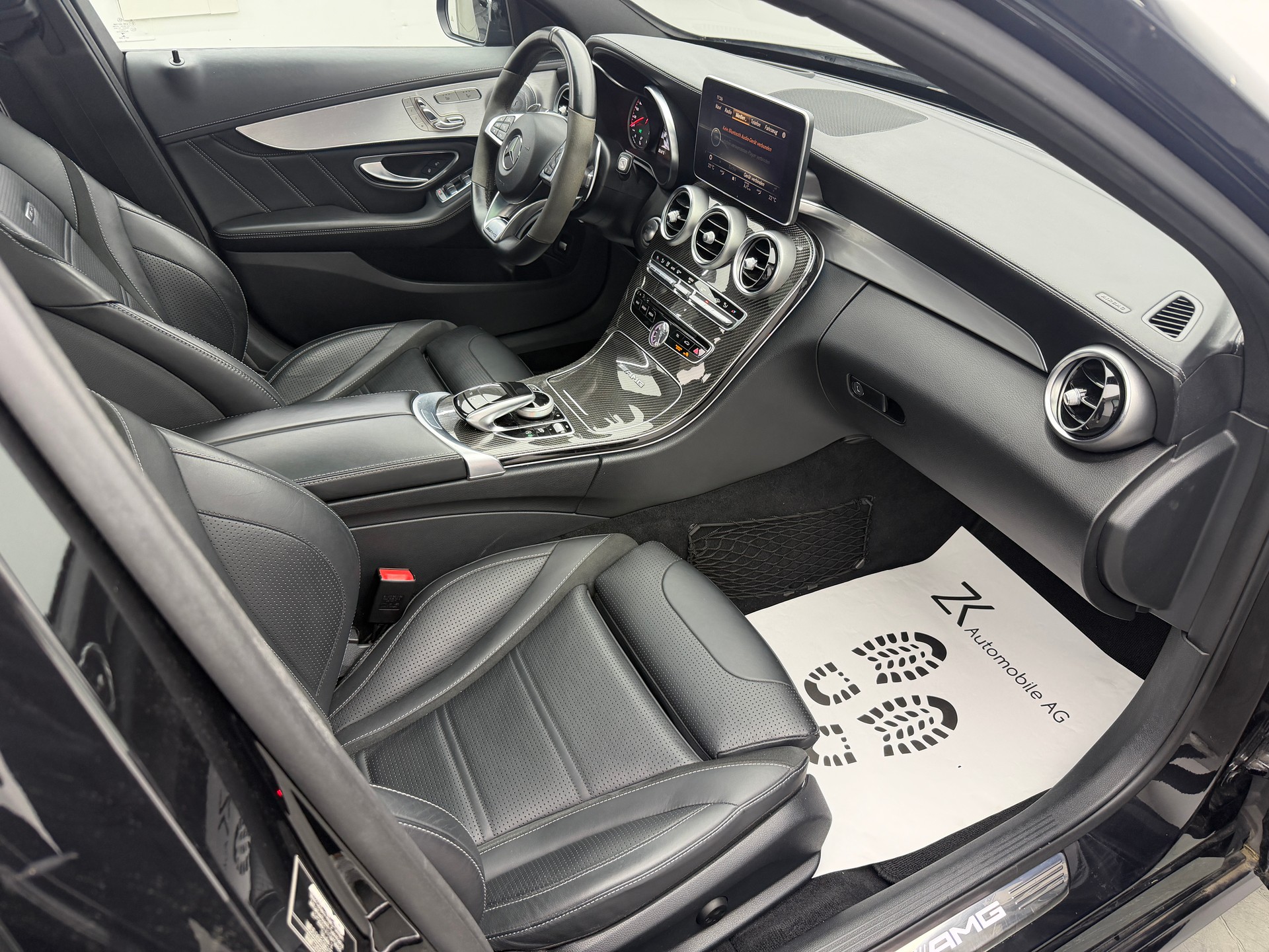 MERCEDES-BENZ C 63 S AMG 510PS Black Edition! Performance-Abgasanlage Speedshift-image-9