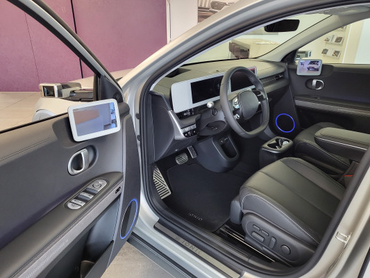 HYUNDAI Ioniq 5 77kW Vertex 4WD-image-4