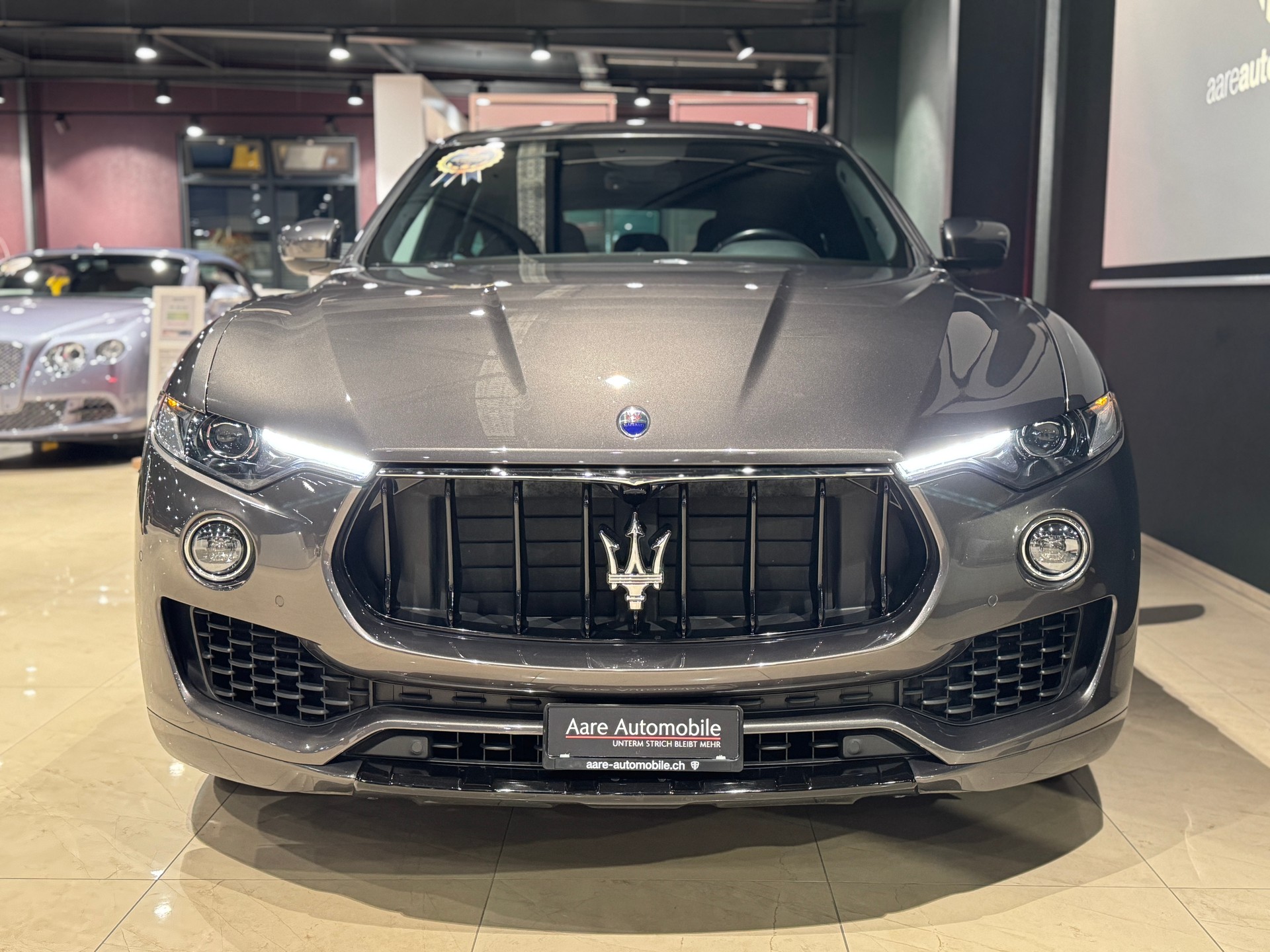 MASERATI Levante S 3.0 V6 Automatica-image-1