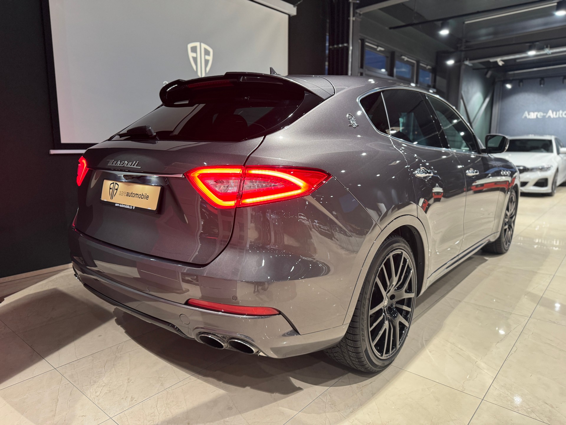 MASERATI Levante S 3.0 V6 Automatica-image-5