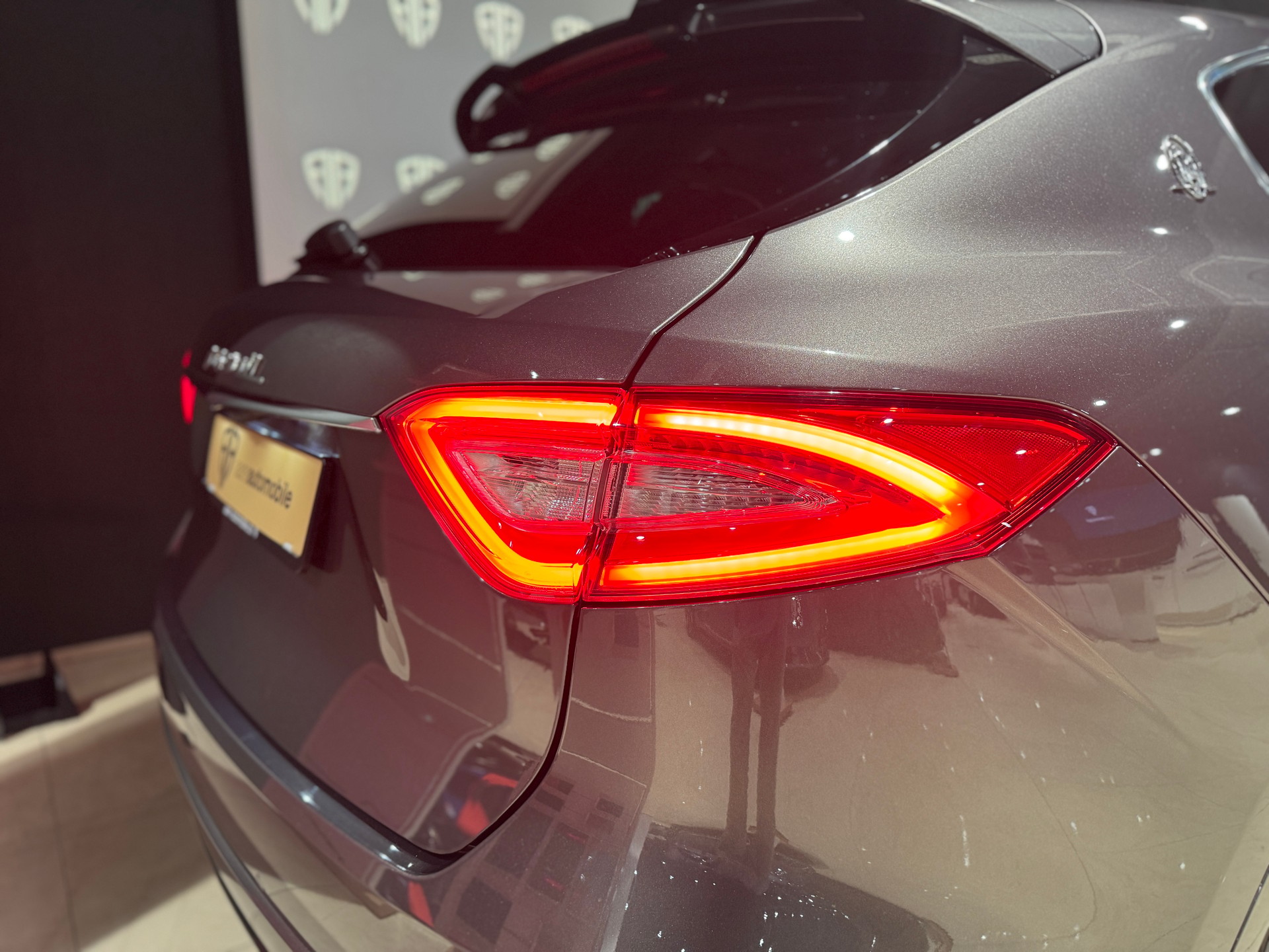 MASERATI Levante S 3.0 V6 Automatica-image-6
