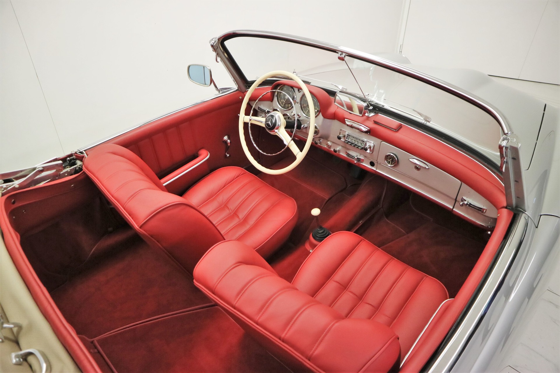 MERCEDES-BENZ 190 SL-image-7