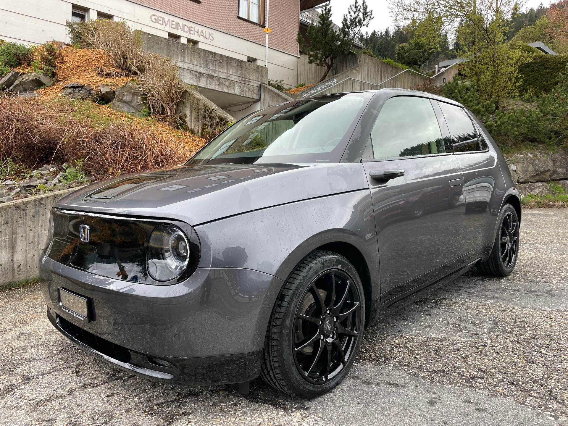 HONDA e Advance-image-1
