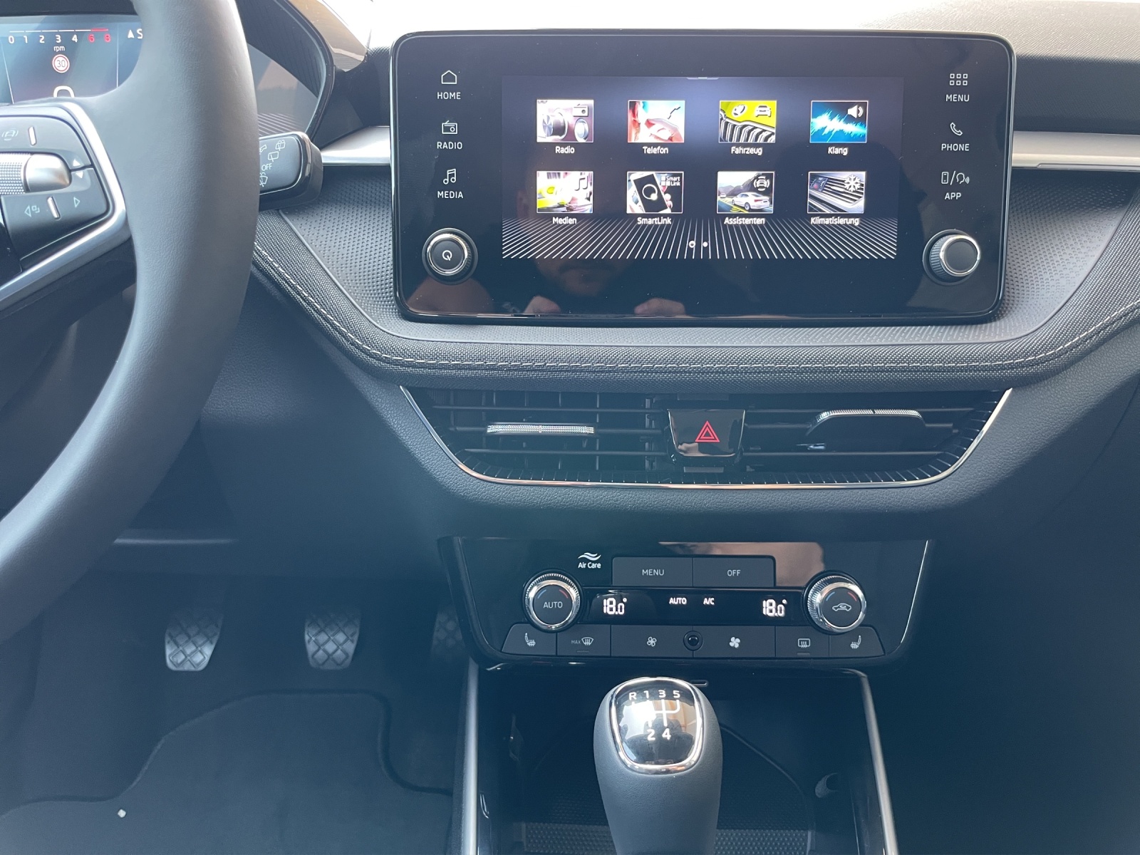 SKODA Fabia 1.0 TSI Selection-image-10