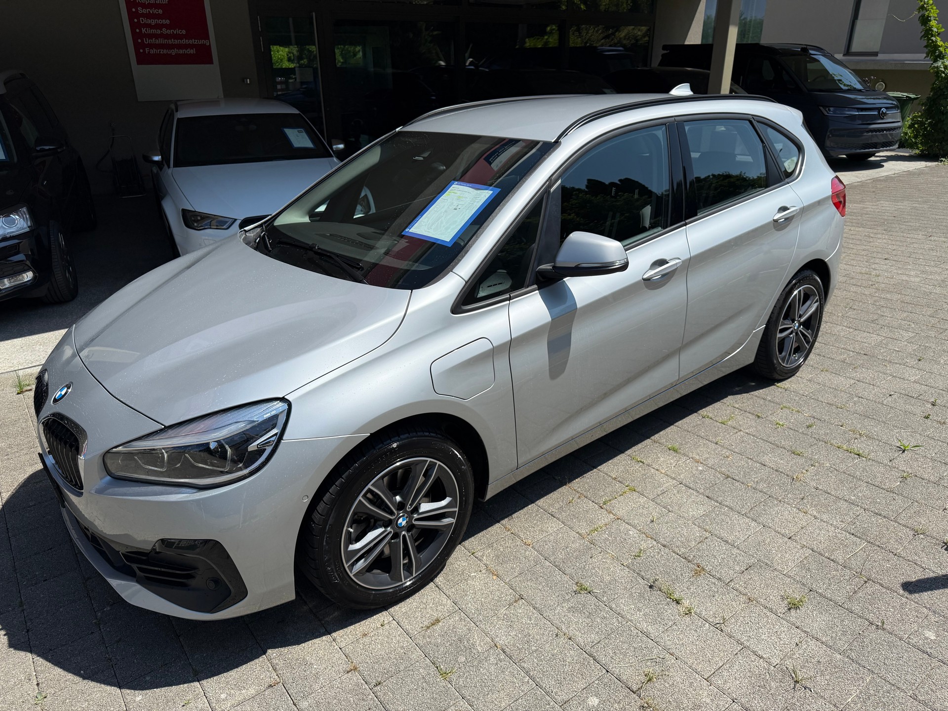 BMW 225xe iPerformance Active Tourer Steptronic-image-14
