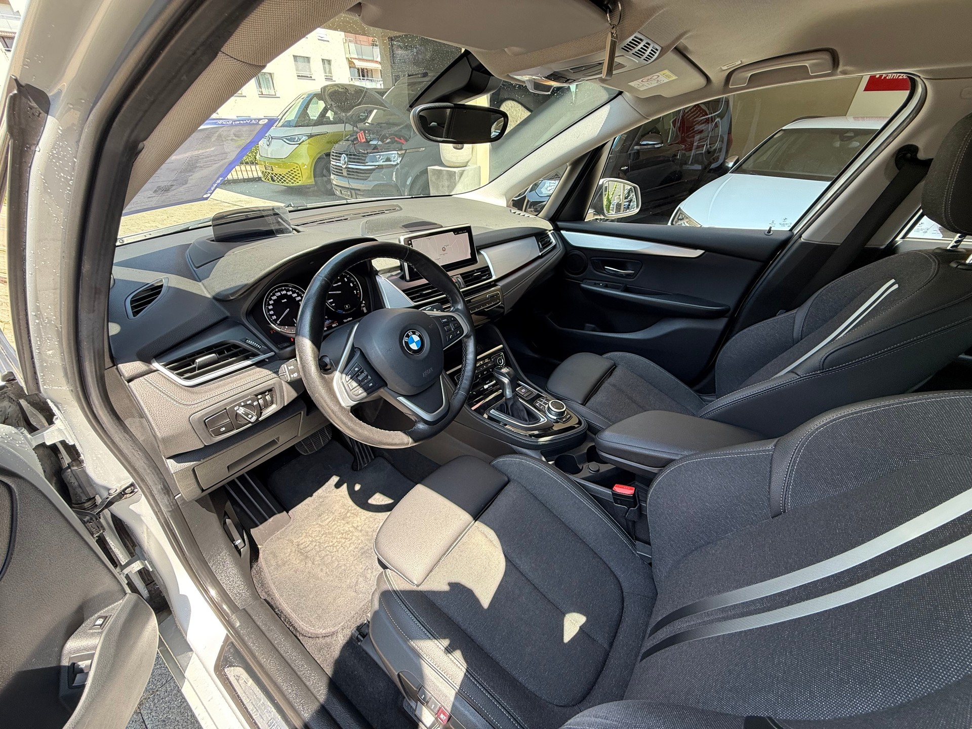 BMW 225xe iPerformance Active Tourer Steptronic-image-4