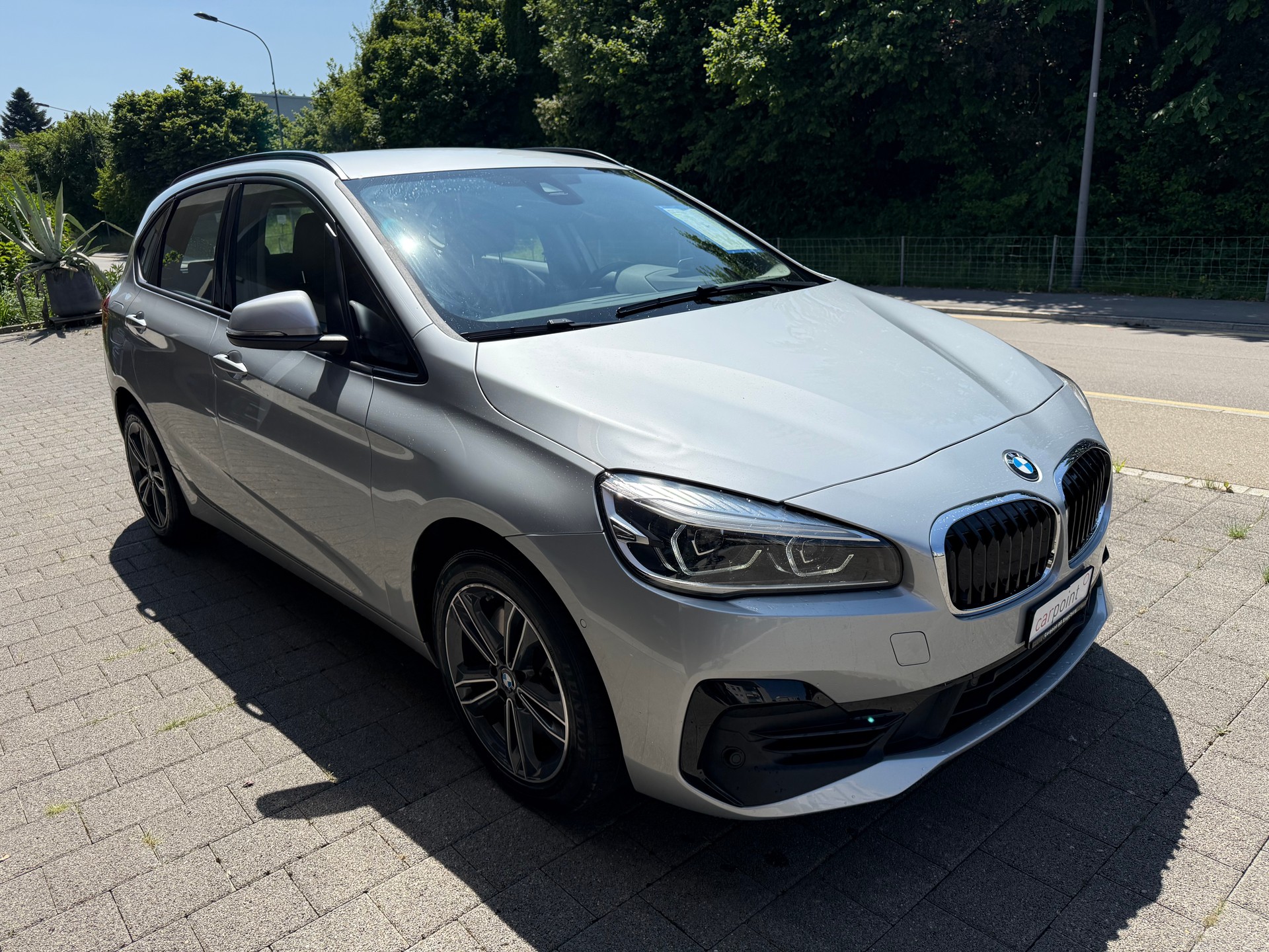 BMW 225xe iPerformance Active Tourer Steptronic-image-2