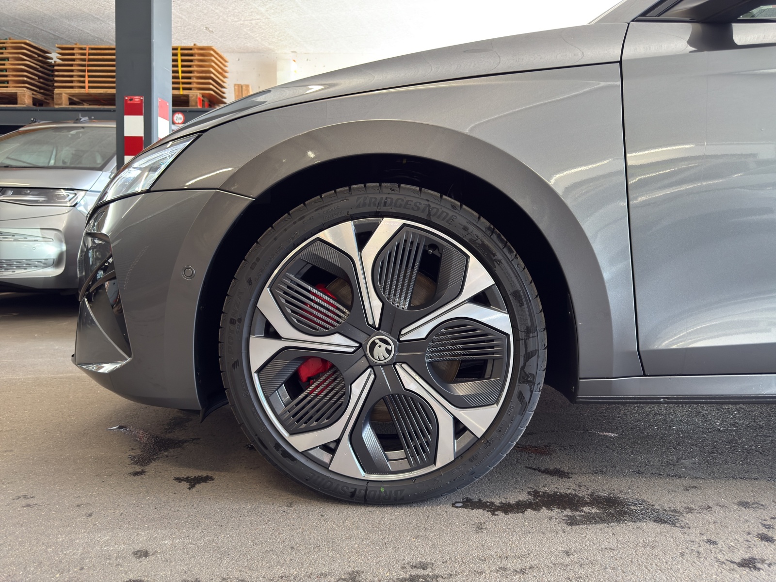 SKODA Octavia Combi 2.0 TSI DSG RS-image-12
