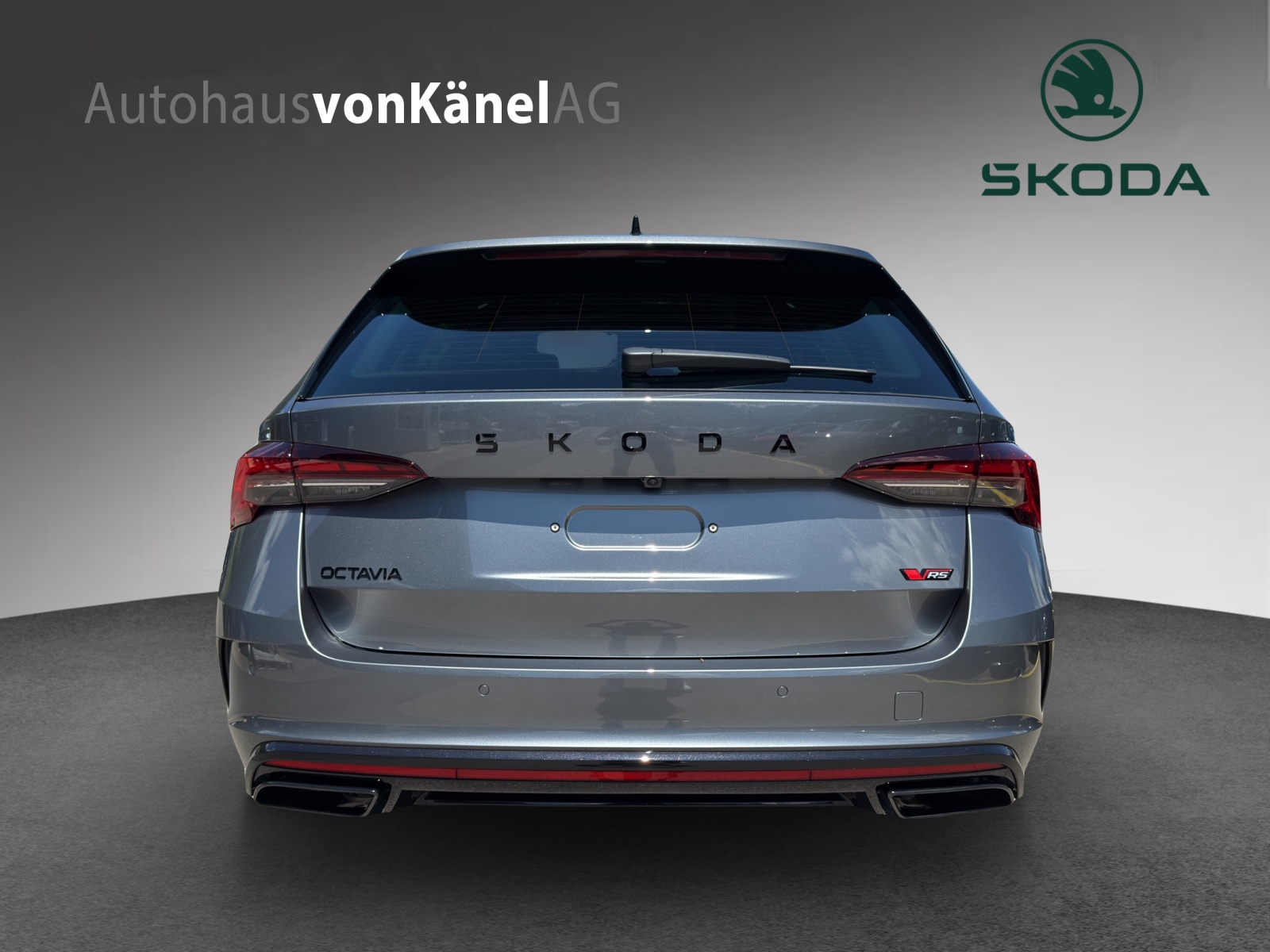 SKODA Octavia Combi 2.0 TSI DSG RS-image-4
