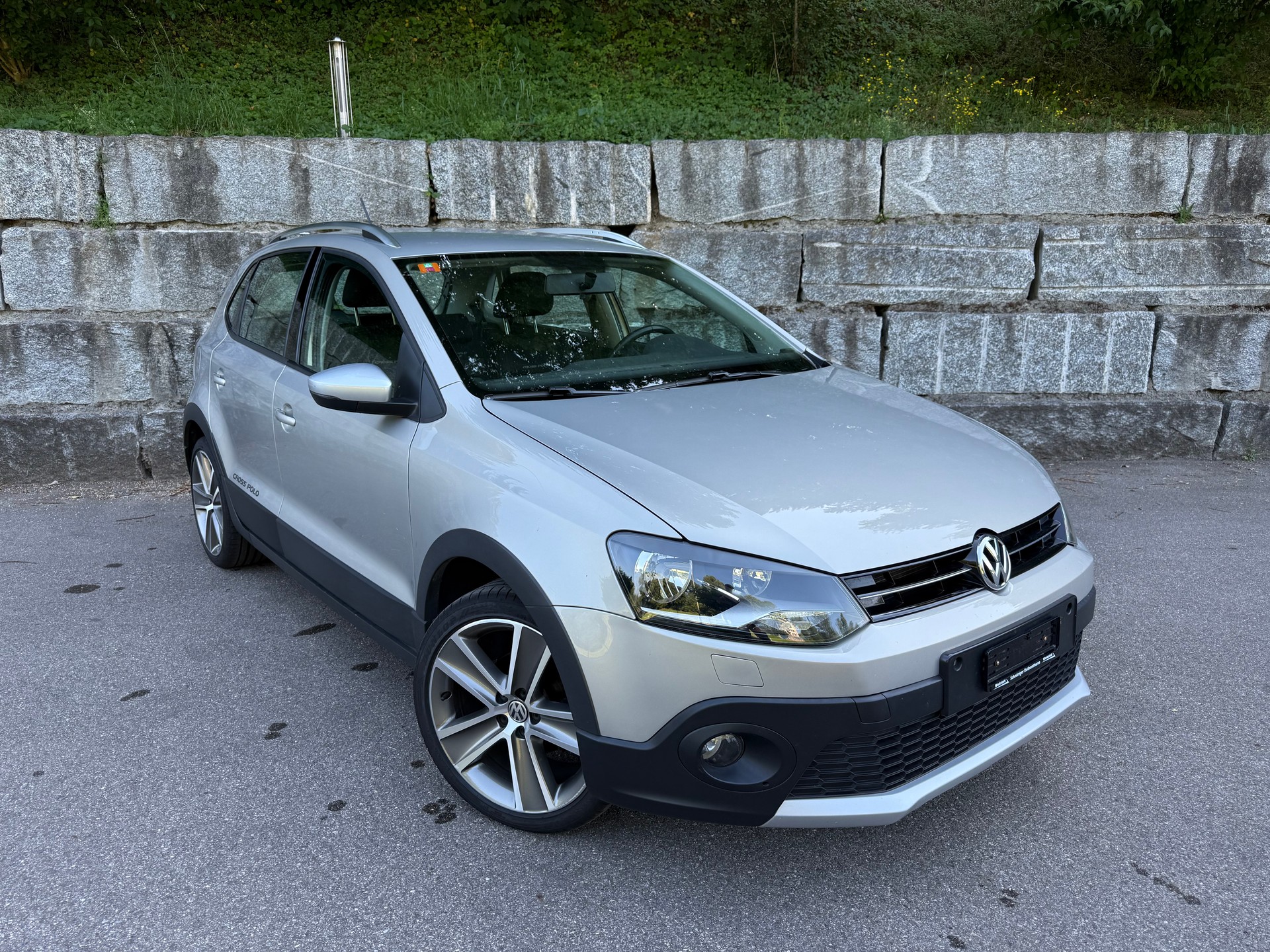 VW CrossPolo 1.6 TDI DSG-image-1