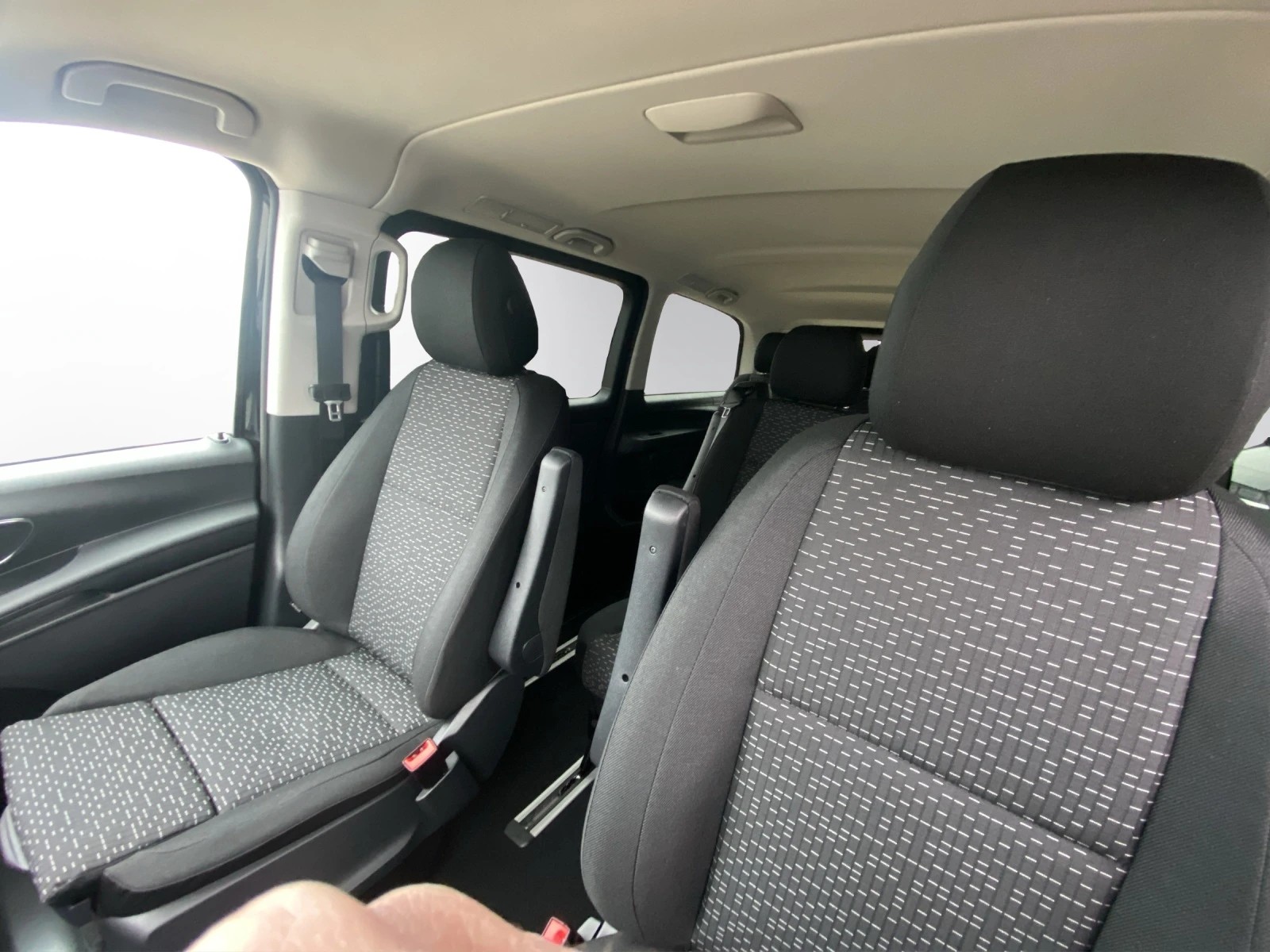 MERCEDES-BENZ Vito 116 CDI Lang Tourer 9G-Tronic 4M Select-image-8