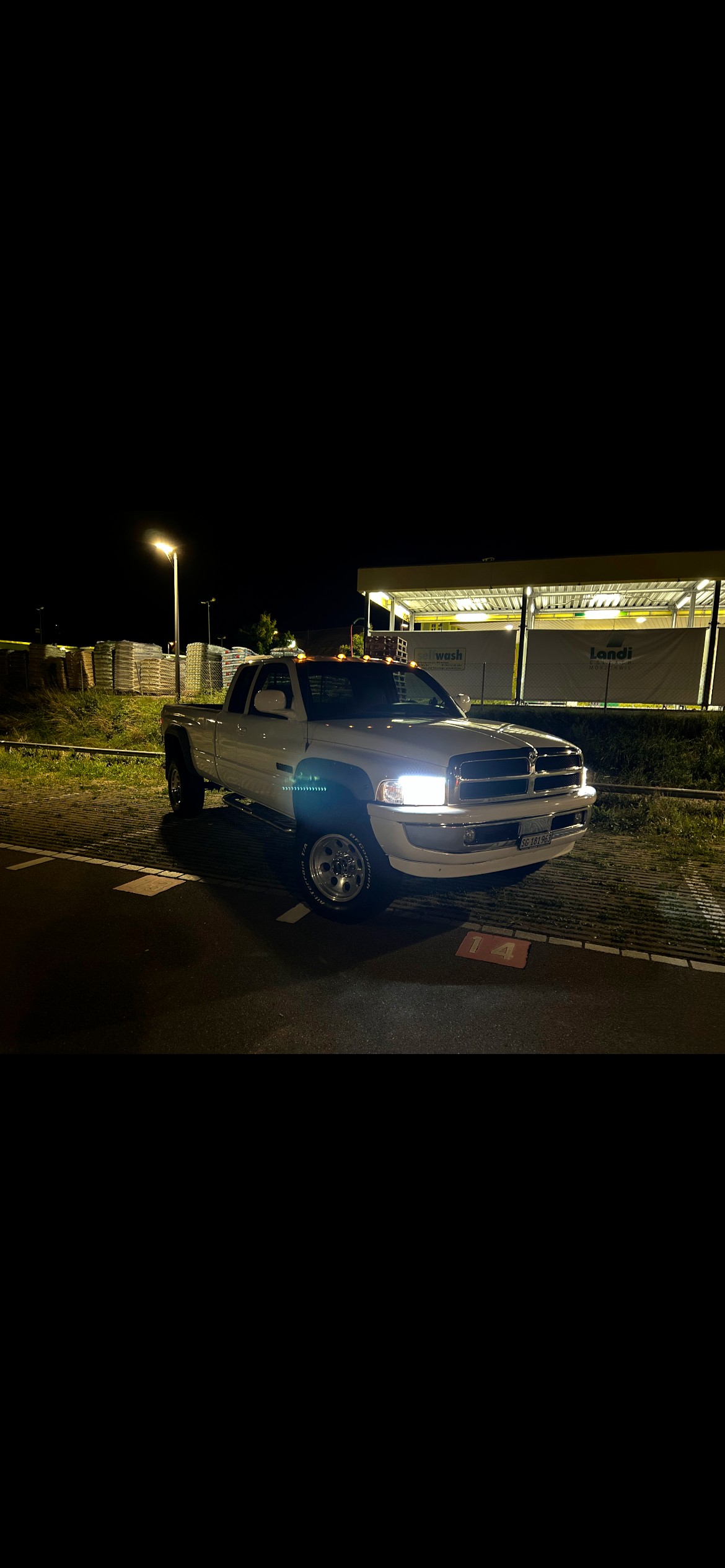 DODGE Ram 2500 Cummins SLT