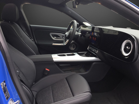 MERCEDES-BENZ CLA 250+ 85 kWh EQ-image-8