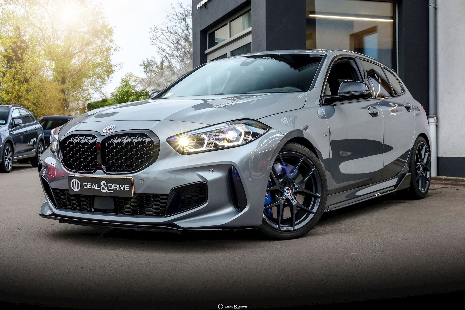 BMW M135i xDrive Steptronic-image-0