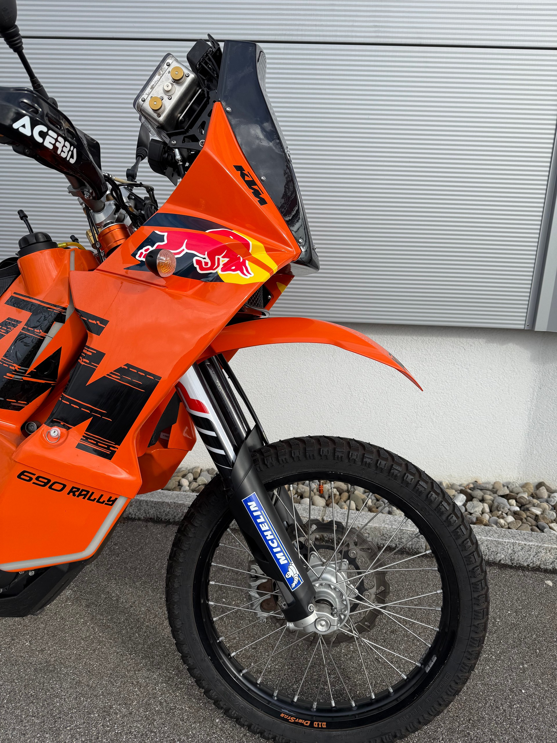 KTM 690 Enduro Rally-showroom-element-3