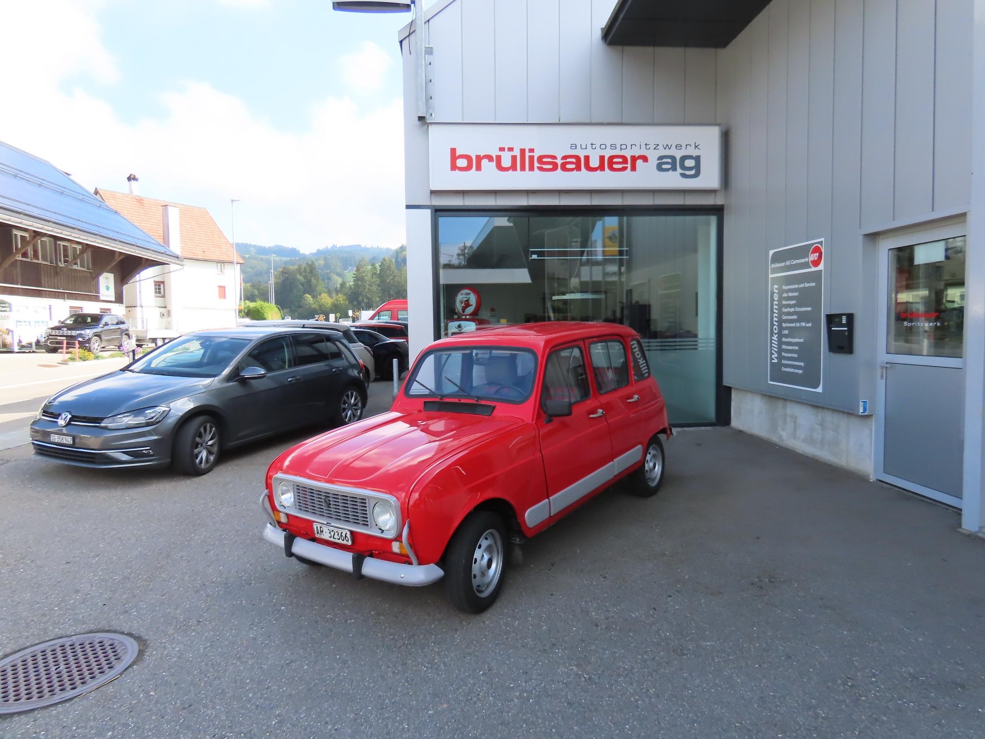 RENAULT R4 1100 Base-image-0