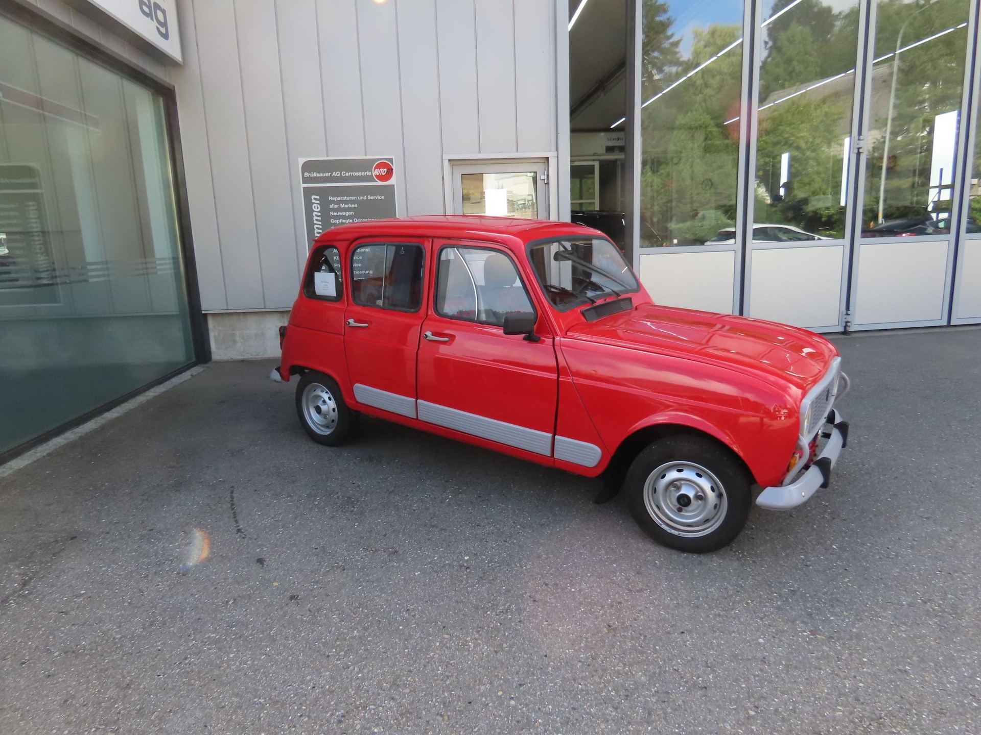 RENAULT R4 1100 Base-image-2