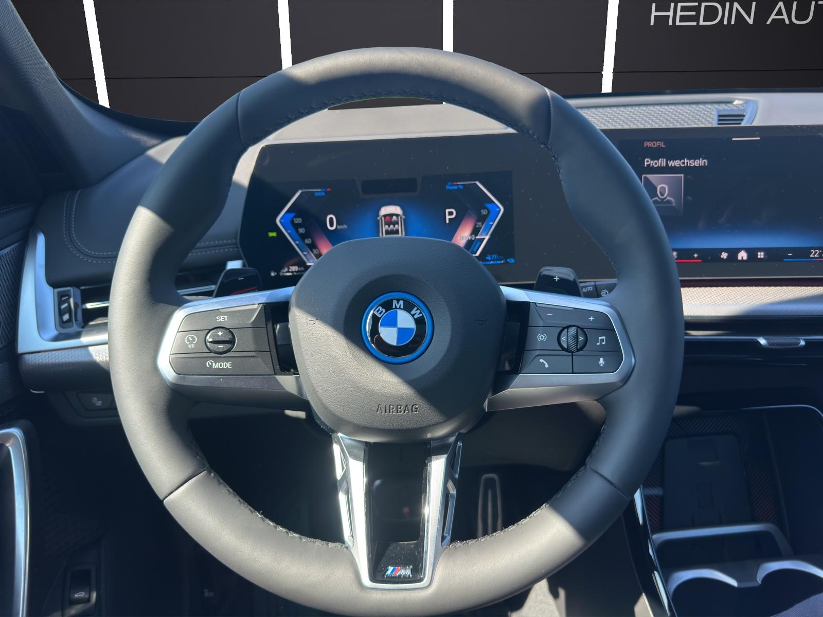 BMW X1 30e xDrive-image-6